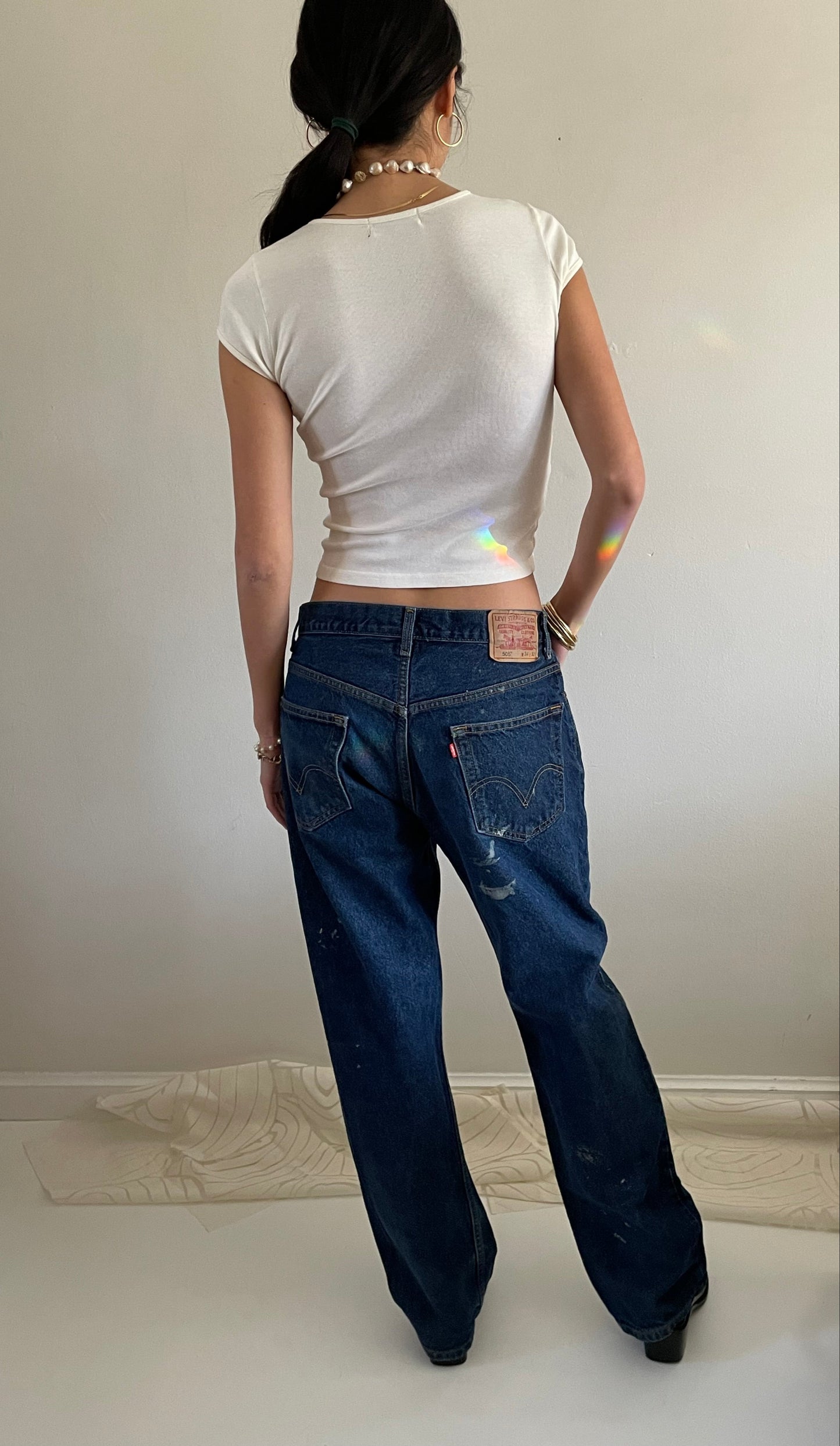 vintage Levi's 505 relaxed dark wash baggy wide leg zipper fly Levis jeans 32 x 32