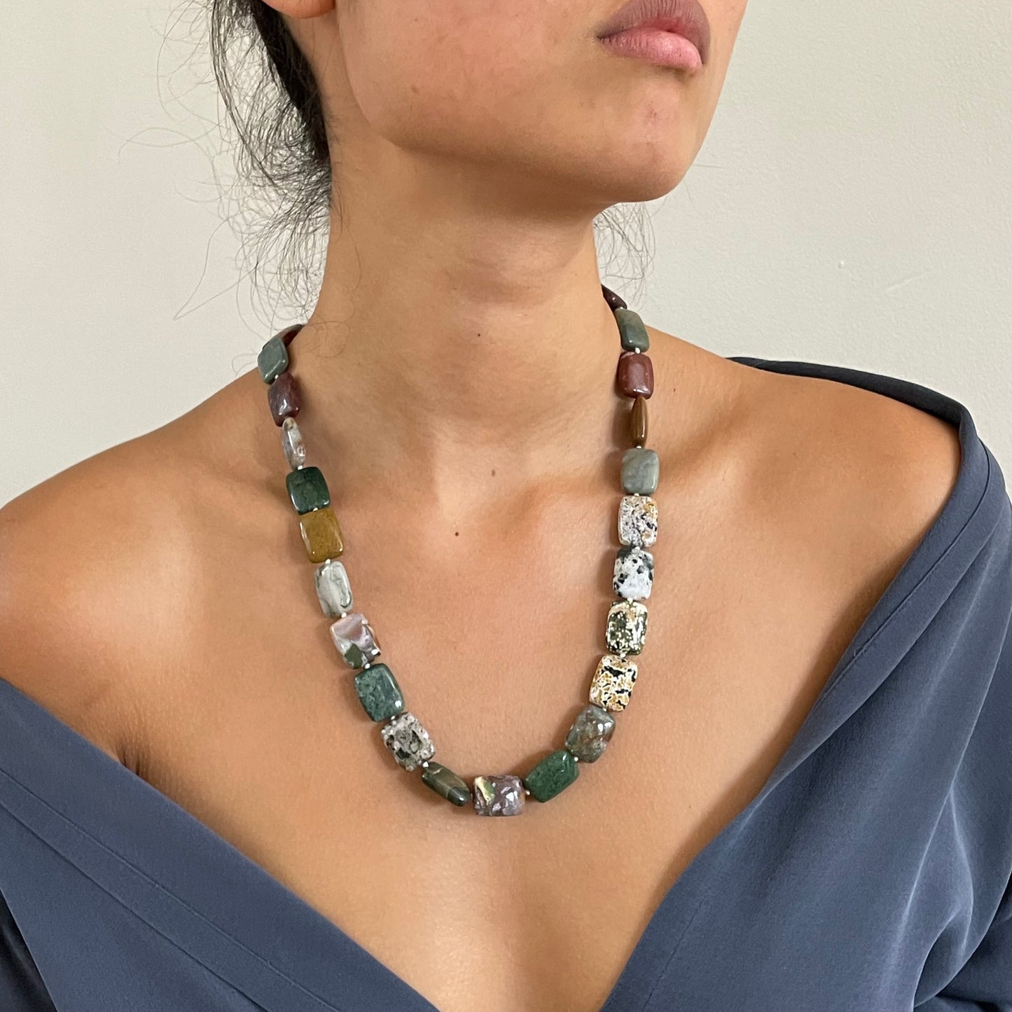 Vintage 90s Polished Stone Agate Necklace Jewelry