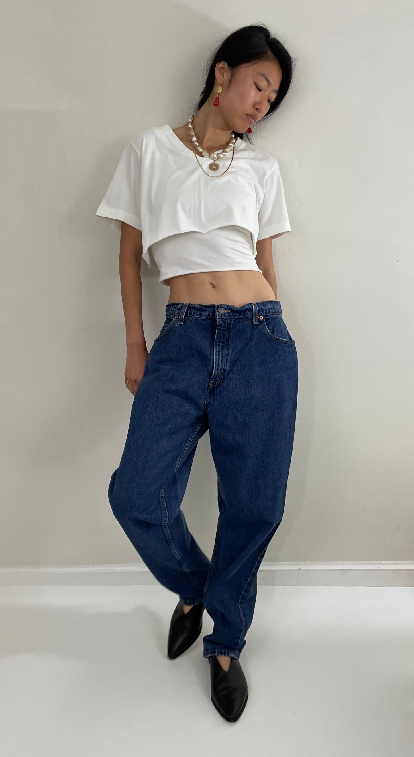 Vintage 80s Levi's 550 high waisted dark wash zipper tall mom Levis jeans size waist 32 x 32