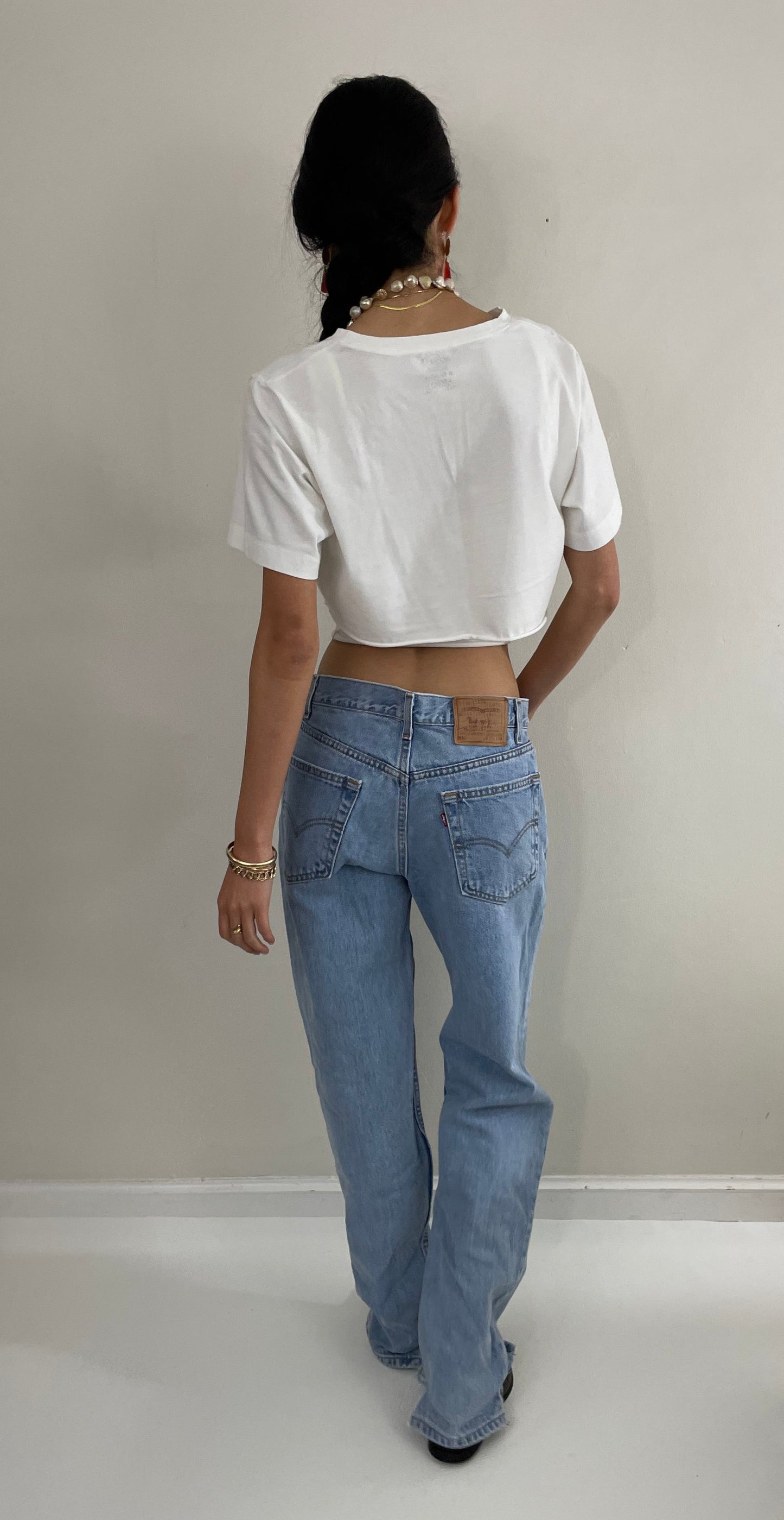 Vintage Levi's faded soft tall boyfriend relaxed fit zipper fly red tab light wash Levis 550 jeans size 31 x 34