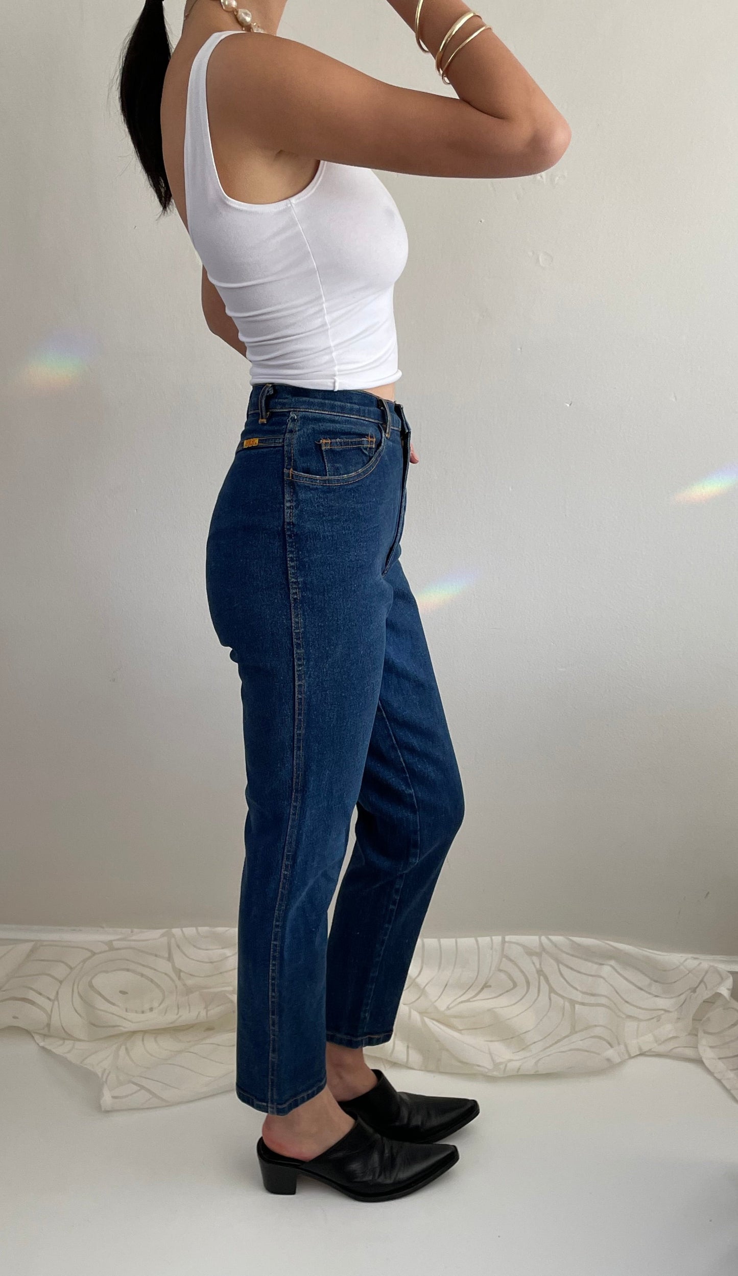 vintage 90s Jordache smooth no back pocket high waisted dark jeans | size 2 25 waist
