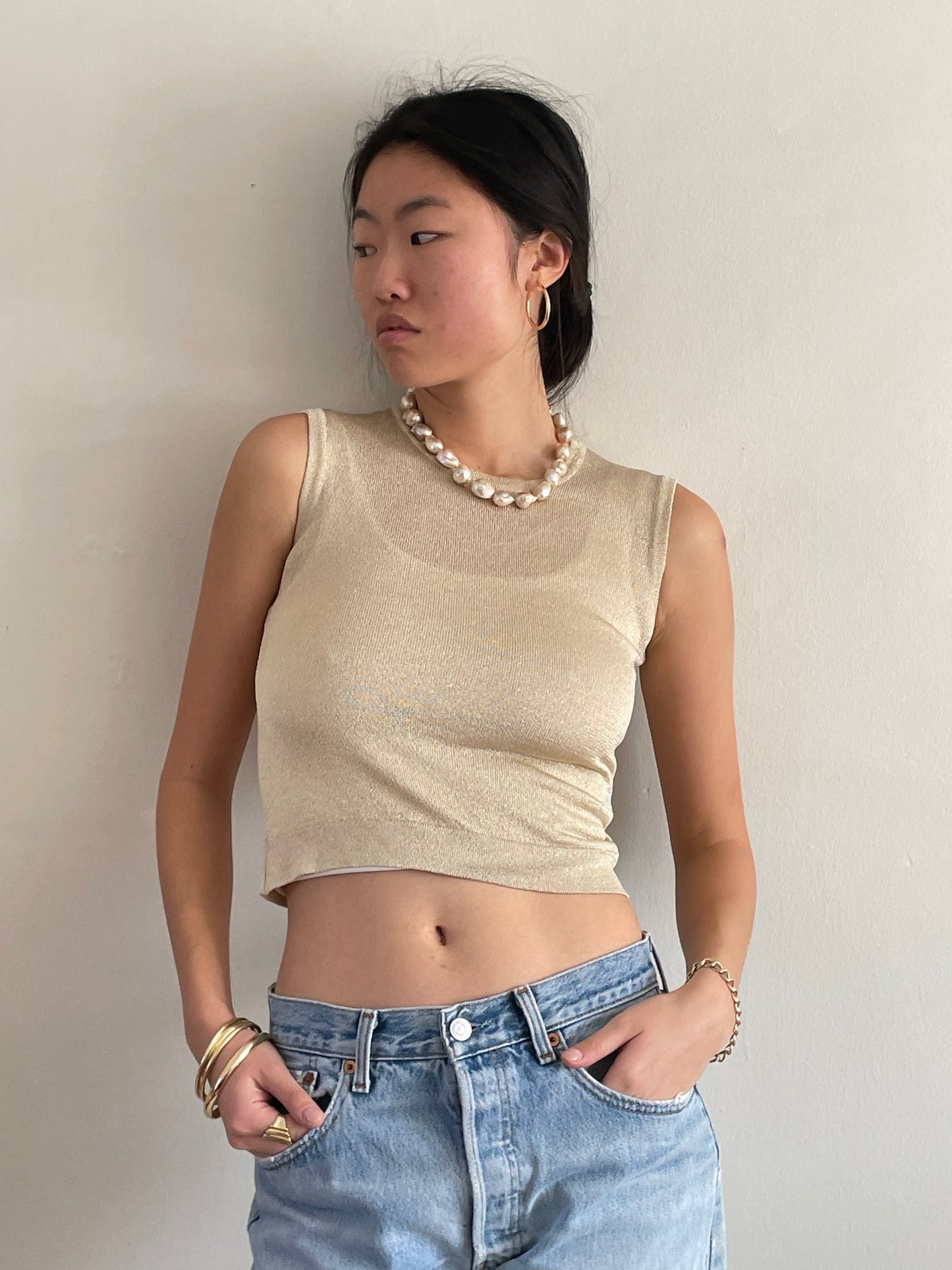vintage gold knit designer cropped sleeveless t-shirt sweater tank top Avero Martini S