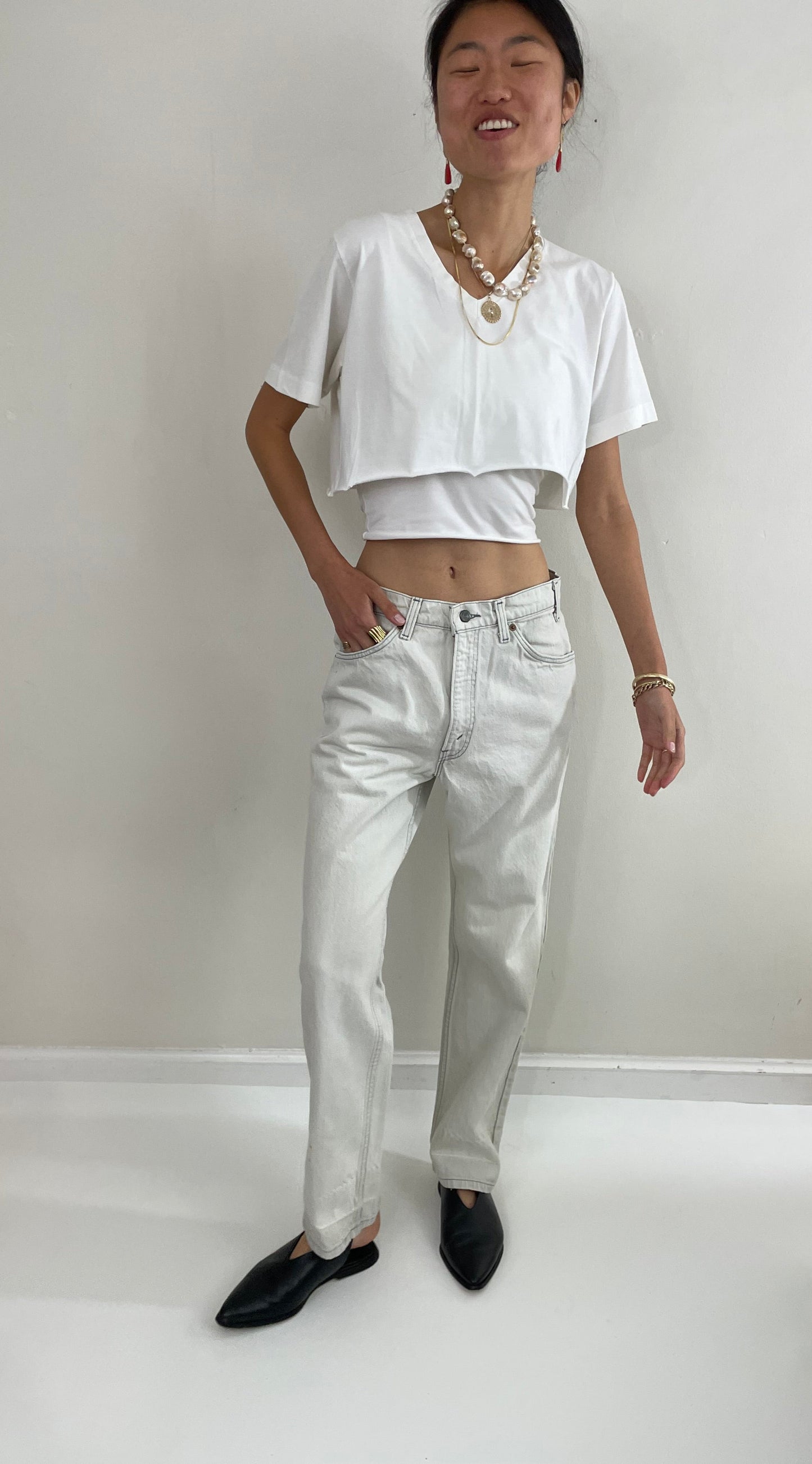 Vintage 80s Levi's 509 pale light blue gray black tab Levis zipper Dad boyfriend Levis jeans made USA size 32 x 29