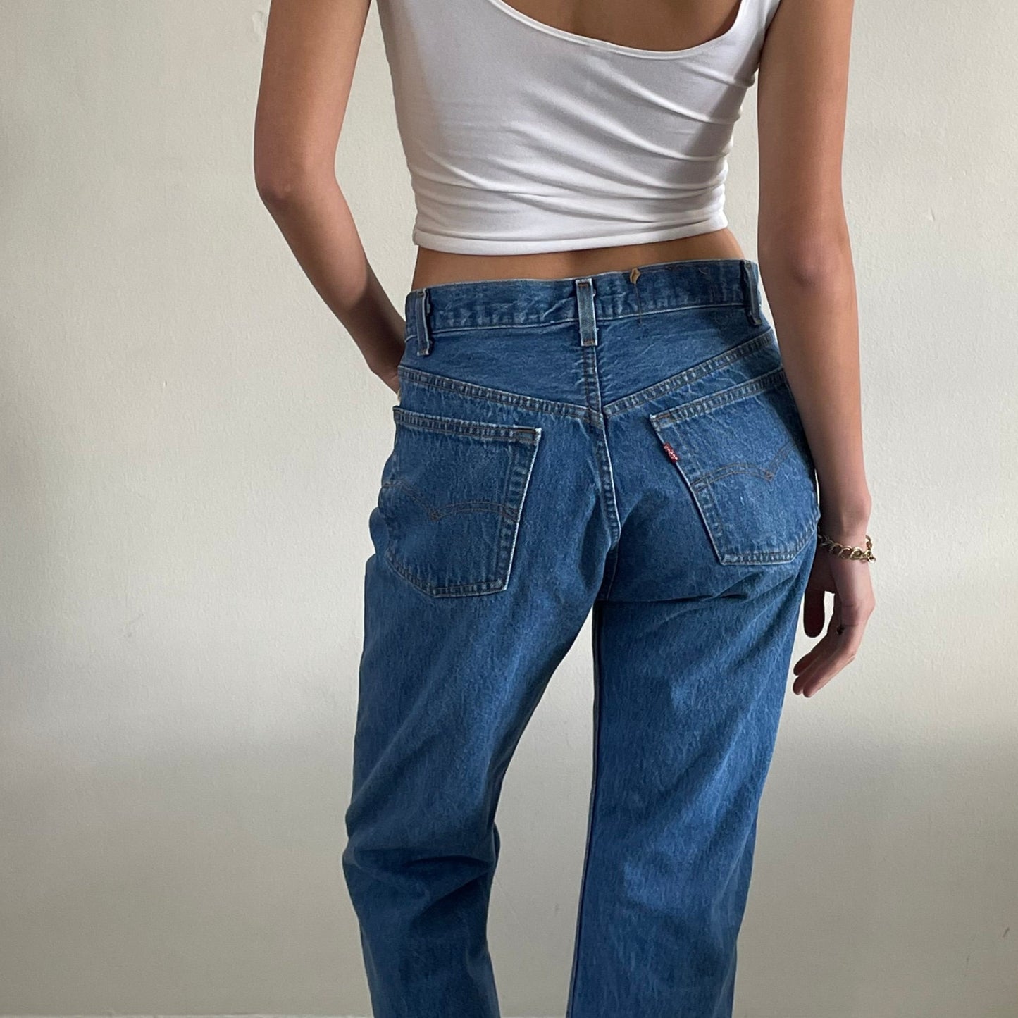 vintage 70s Levi's 501 medium wash button fly boyfriend faded Levis jeans size 30 x 30