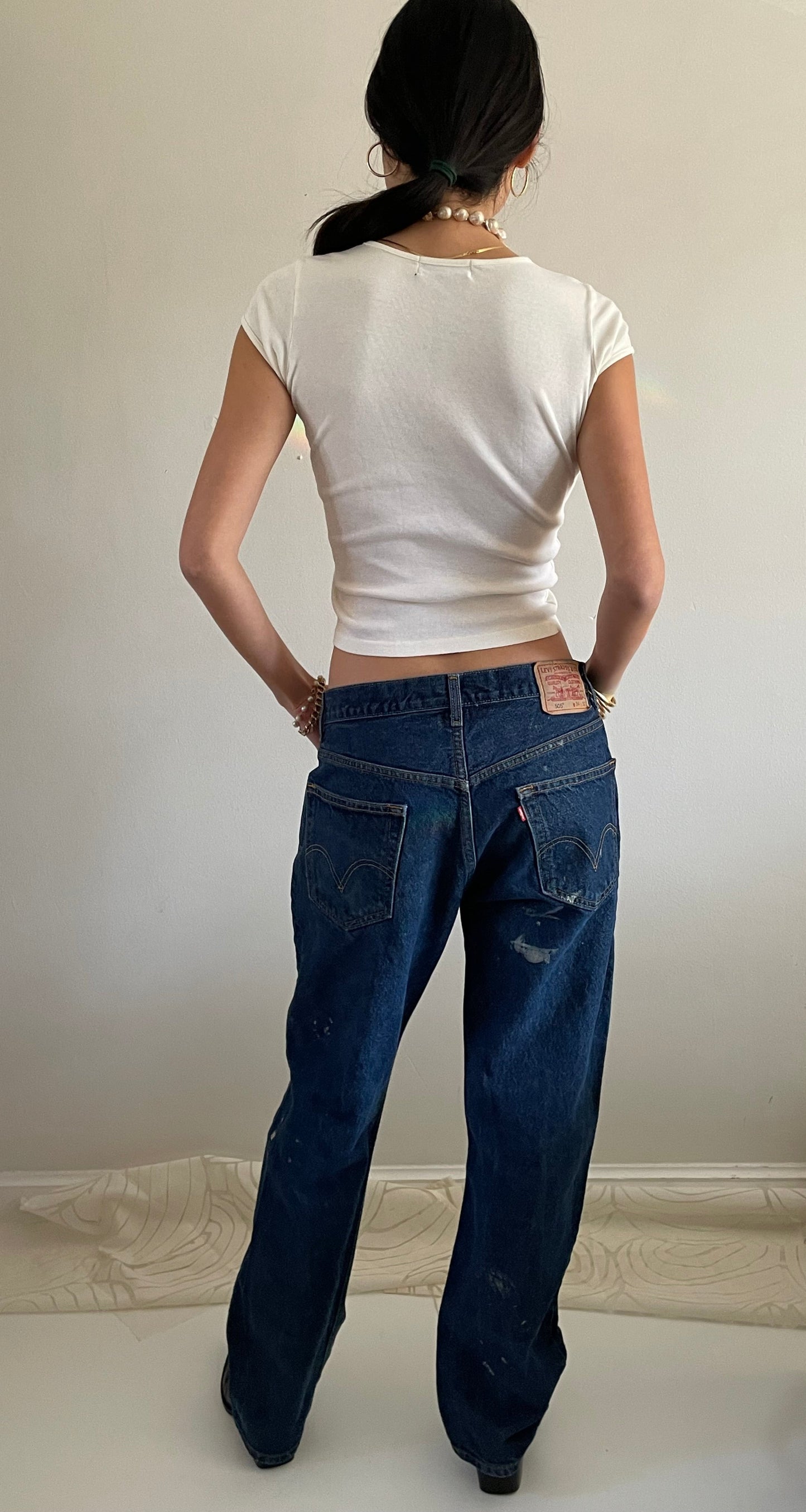 vintage Levi's 505 relaxed dark wash baggy wide leg zipper fly Levis jeans 32 x 32