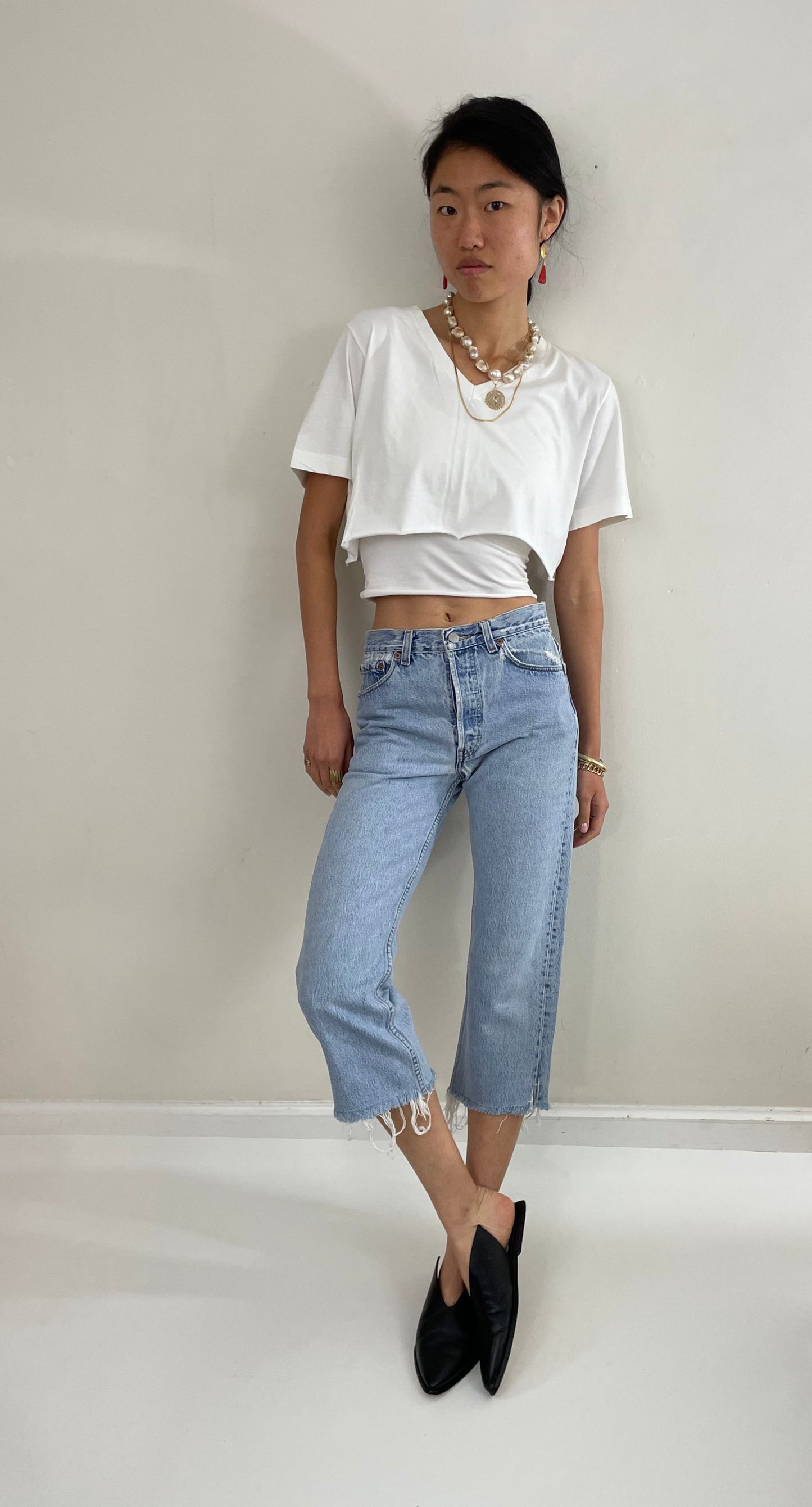 vintage 80s Levi's 501 faded button fly boyfriend cropped Levis jeans size 28