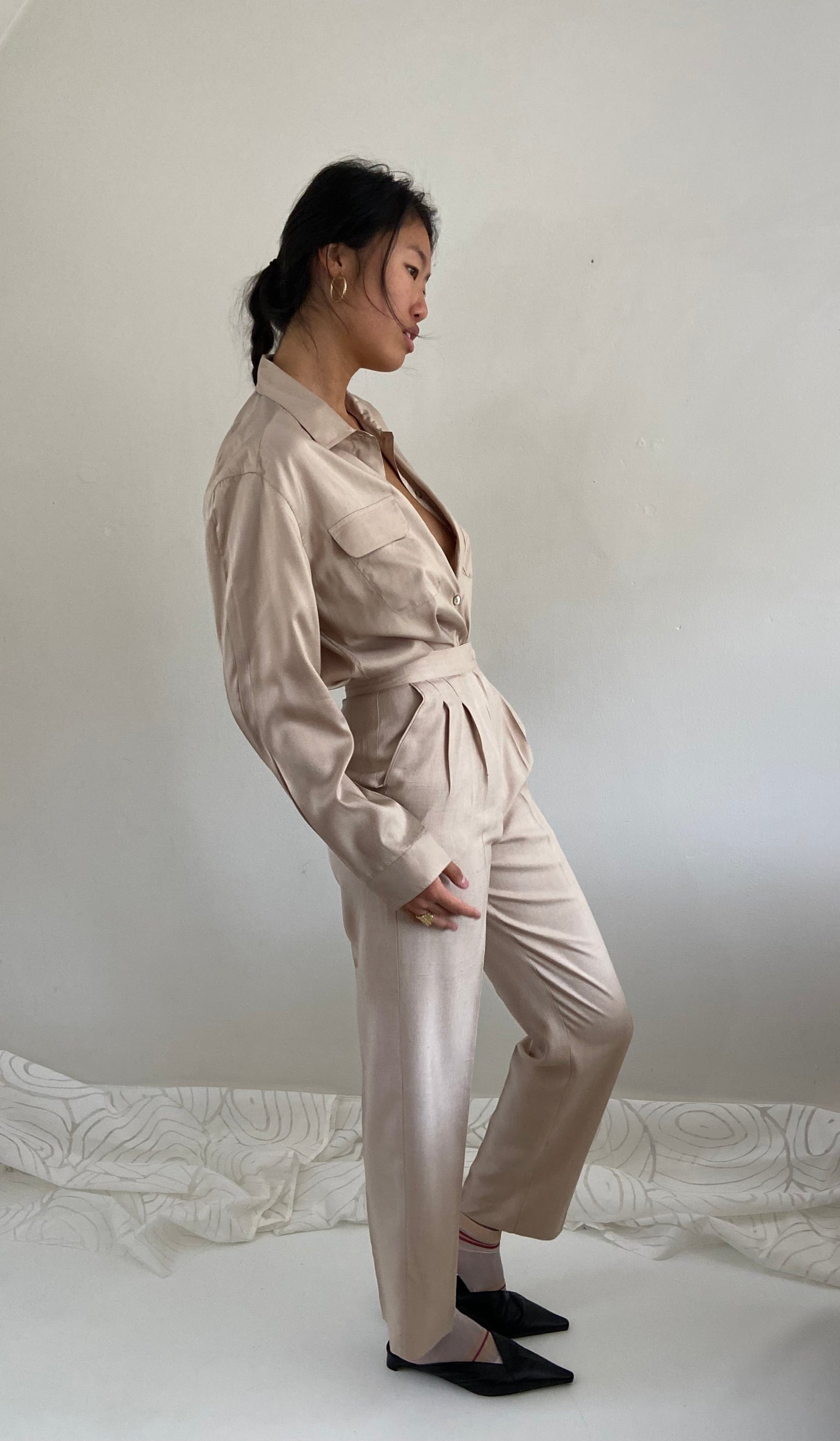 vintage 90s 100% silk pants | beige champagne high waisted pleated silk trouser pants | XS 26 waist
