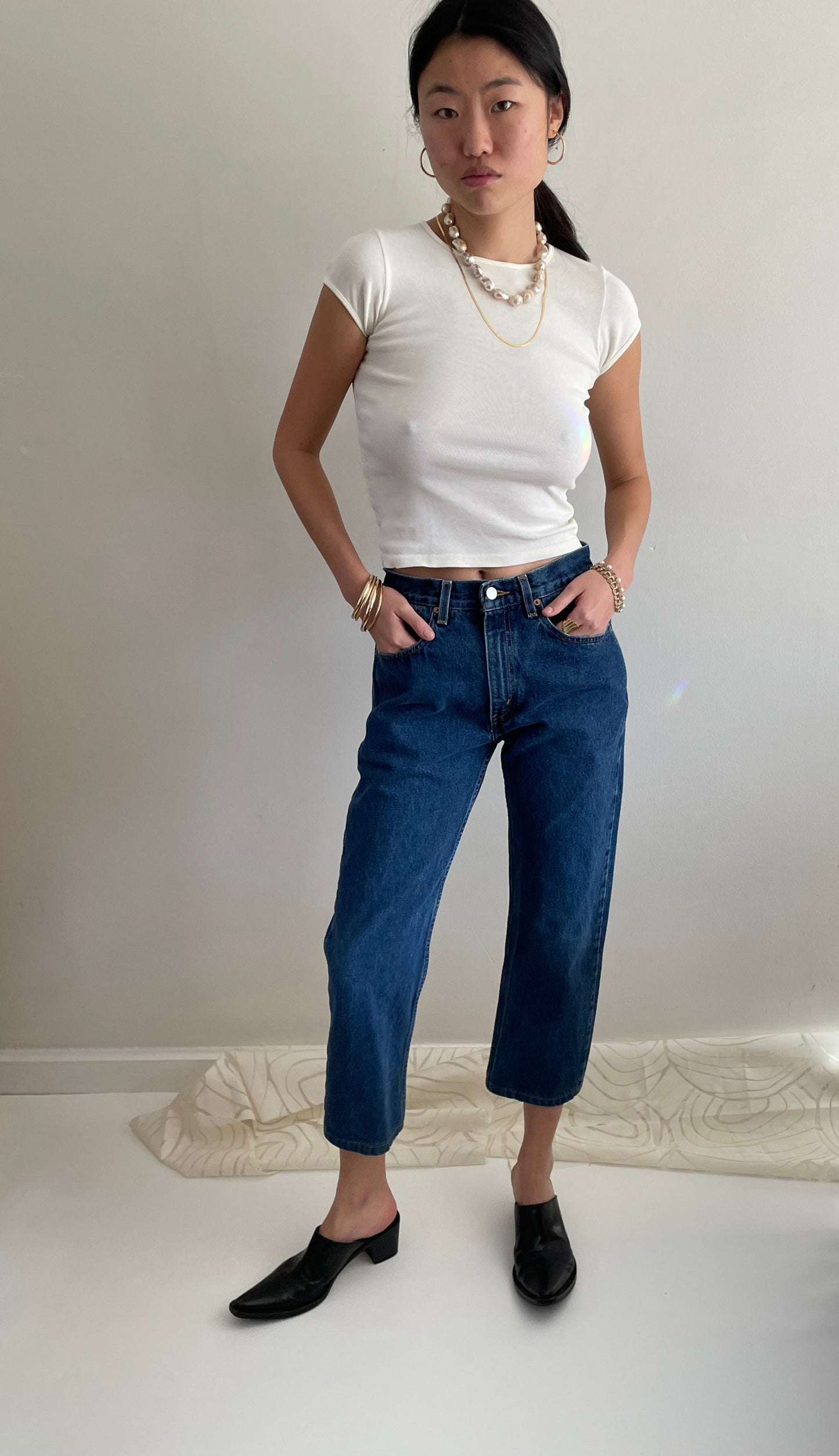 vintage Levi's 505 dark wash zipper fly cowboy boyfriend boot leg Levis jeans 30