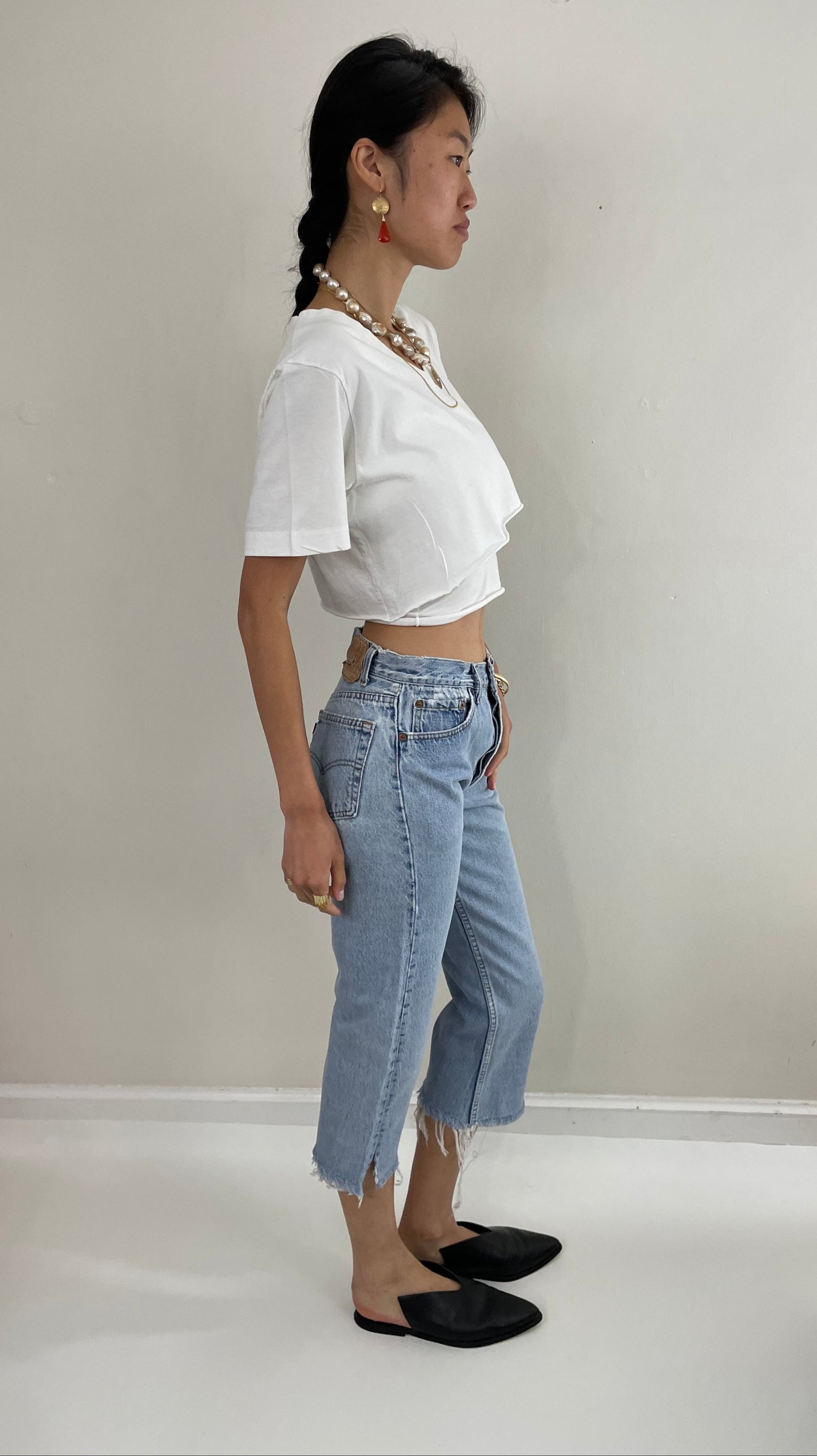 vintage 80s Levi's 501 faded button fly boyfriend cropped Levis jeans size 28