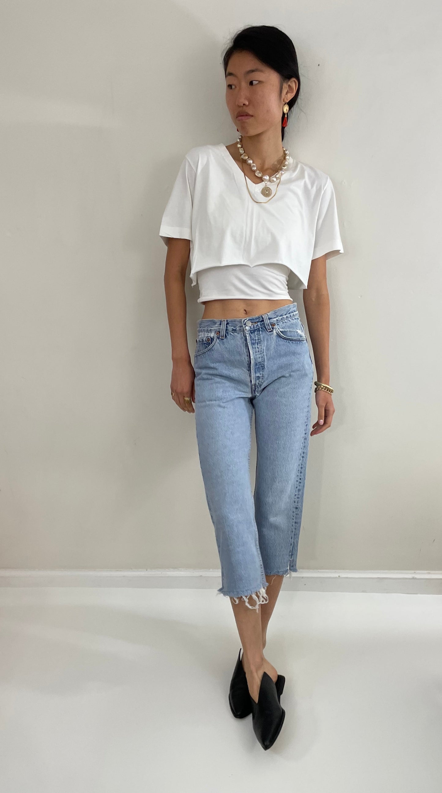 vintage 80s Levi's 501 faded button fly boyfriend cropped Levis jeans size 28