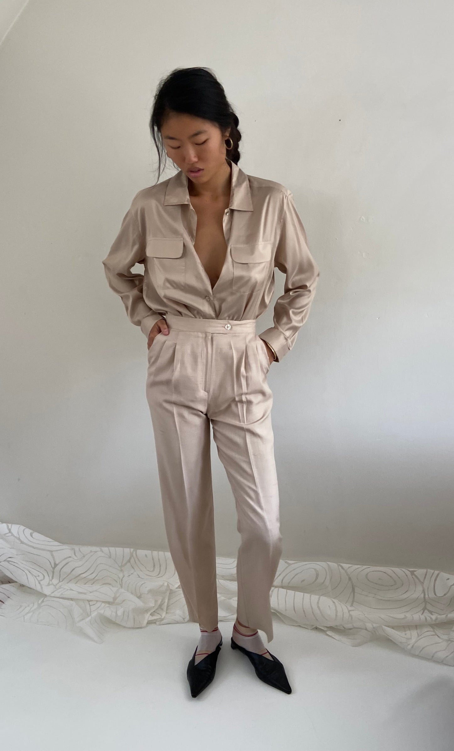 vintage 90s 100% silk pants | beige champagne high waisted pleated silk trouser pants | XS 26 waist