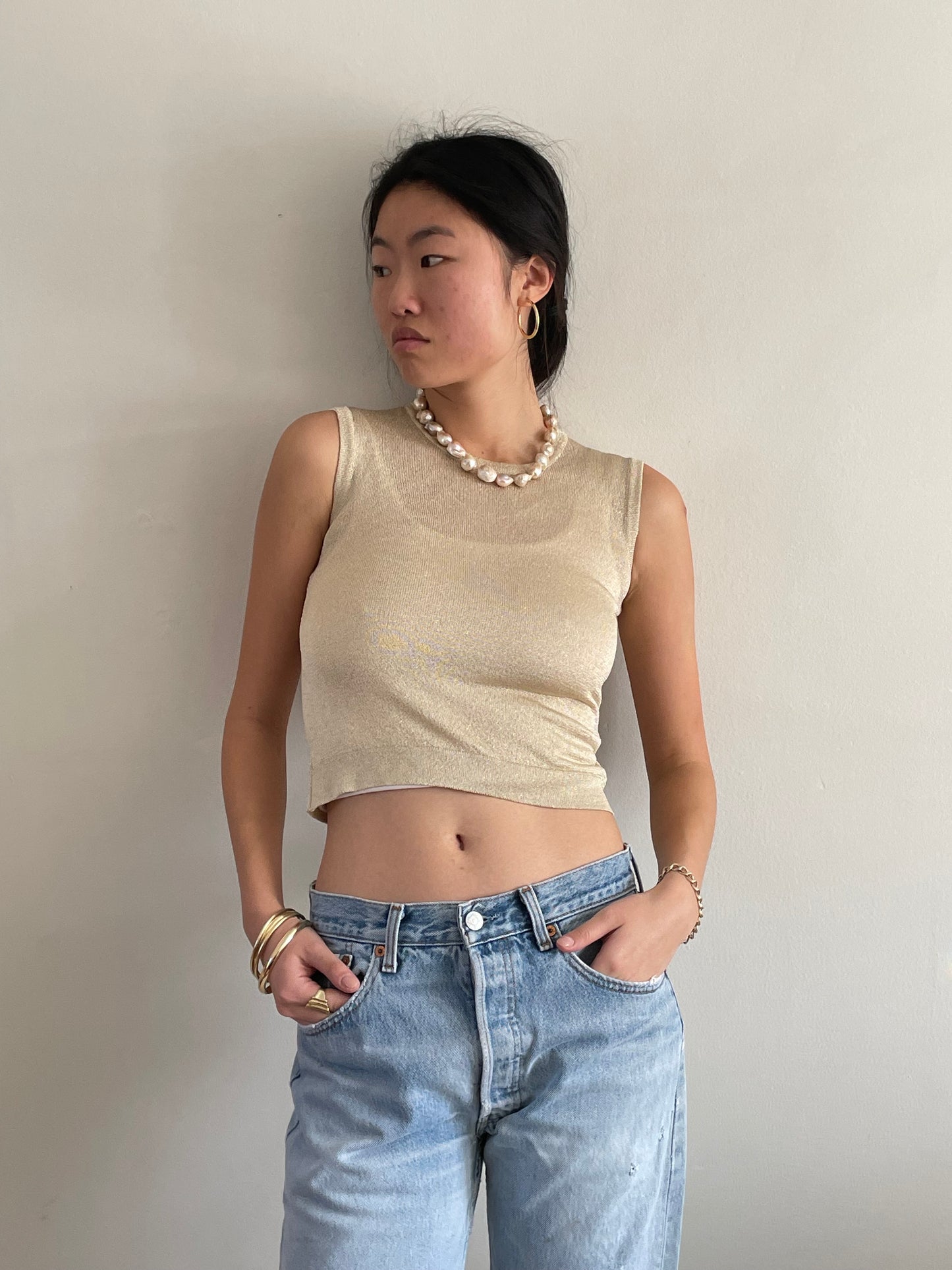 vintage gold knit designer cropped sleeveless t-shirt sweater tank top Avero Martini S