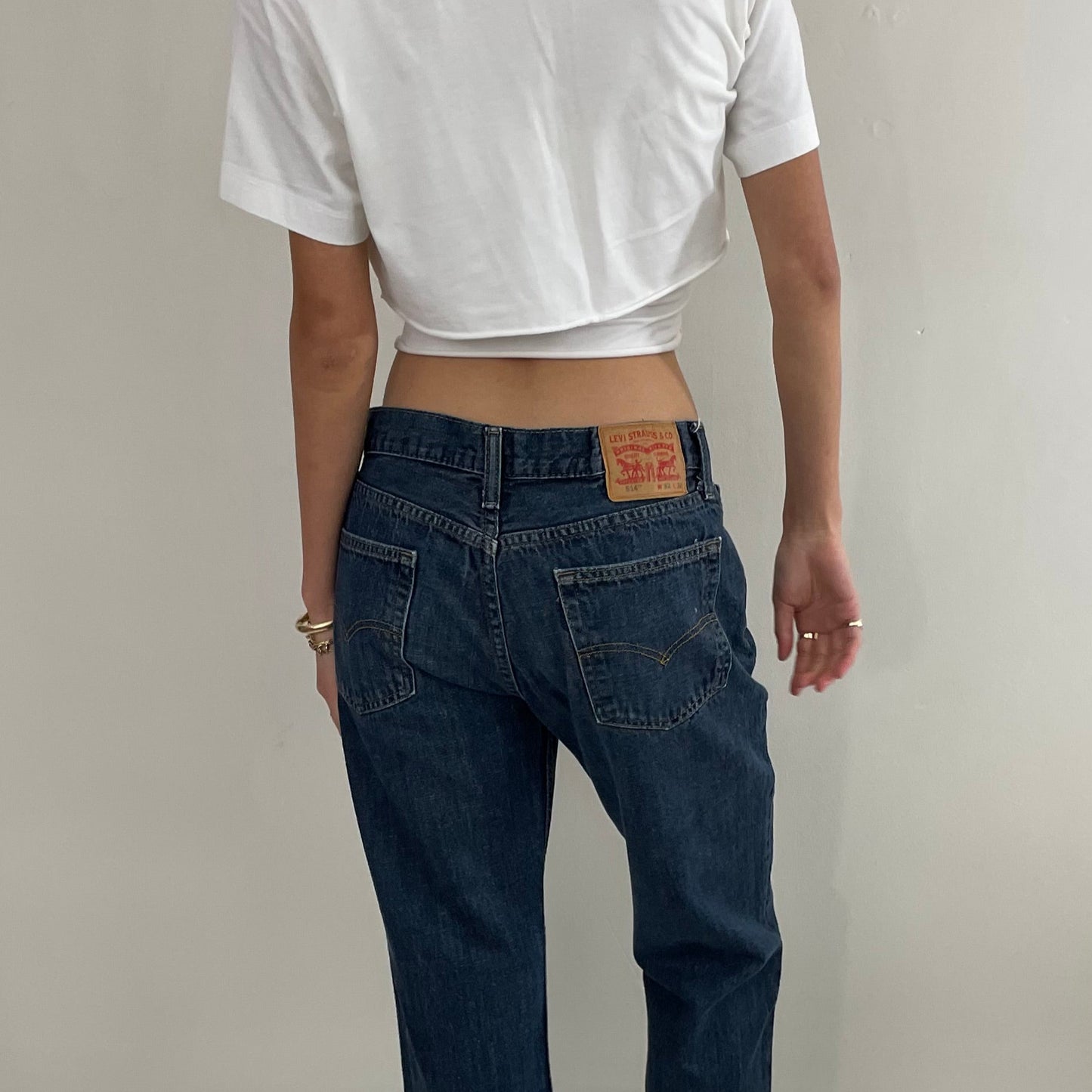 Vintage Y2K Levi's 514 medium dark wash mid rise jeans size 31 x 31