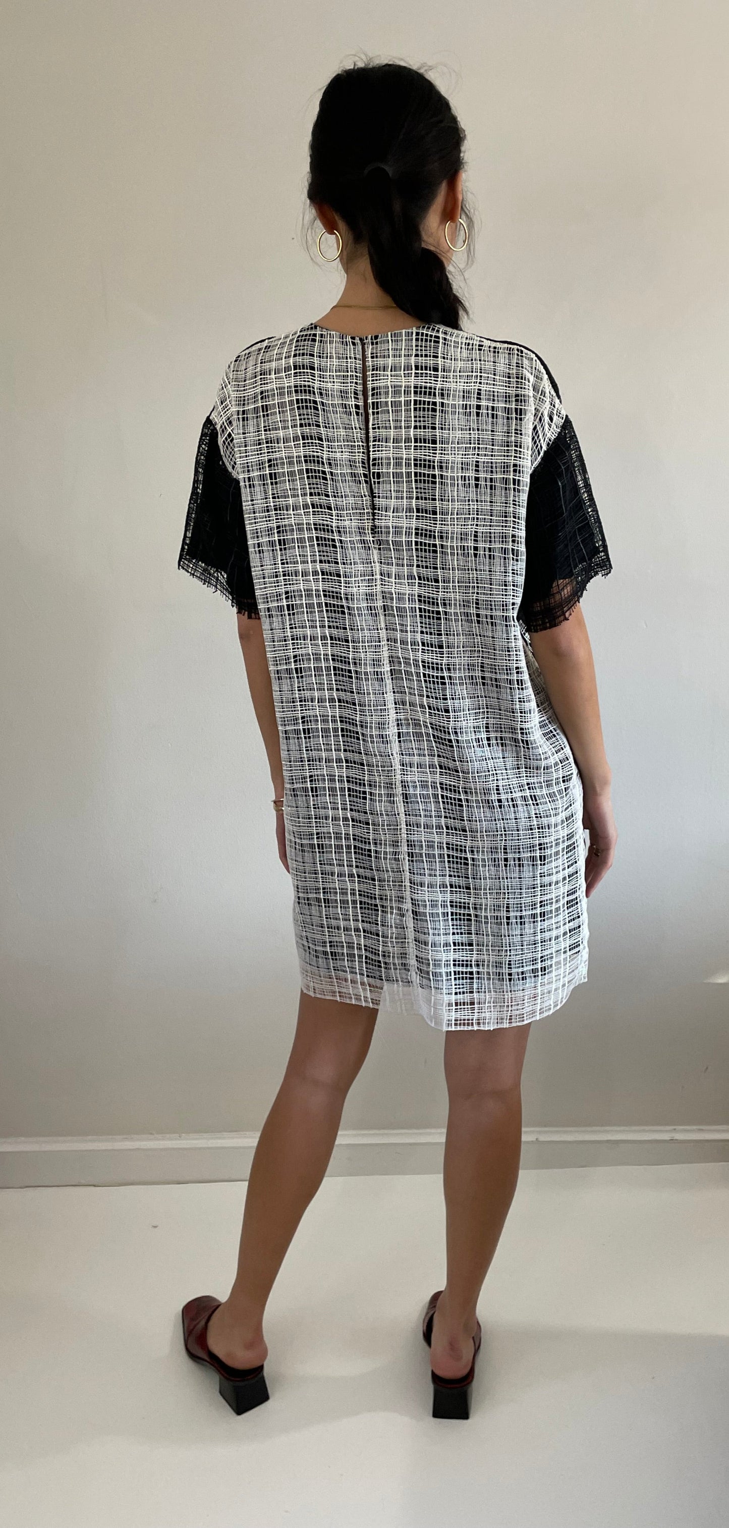 vintage Y2K black and white short sleeve pullover shift dress Medium
