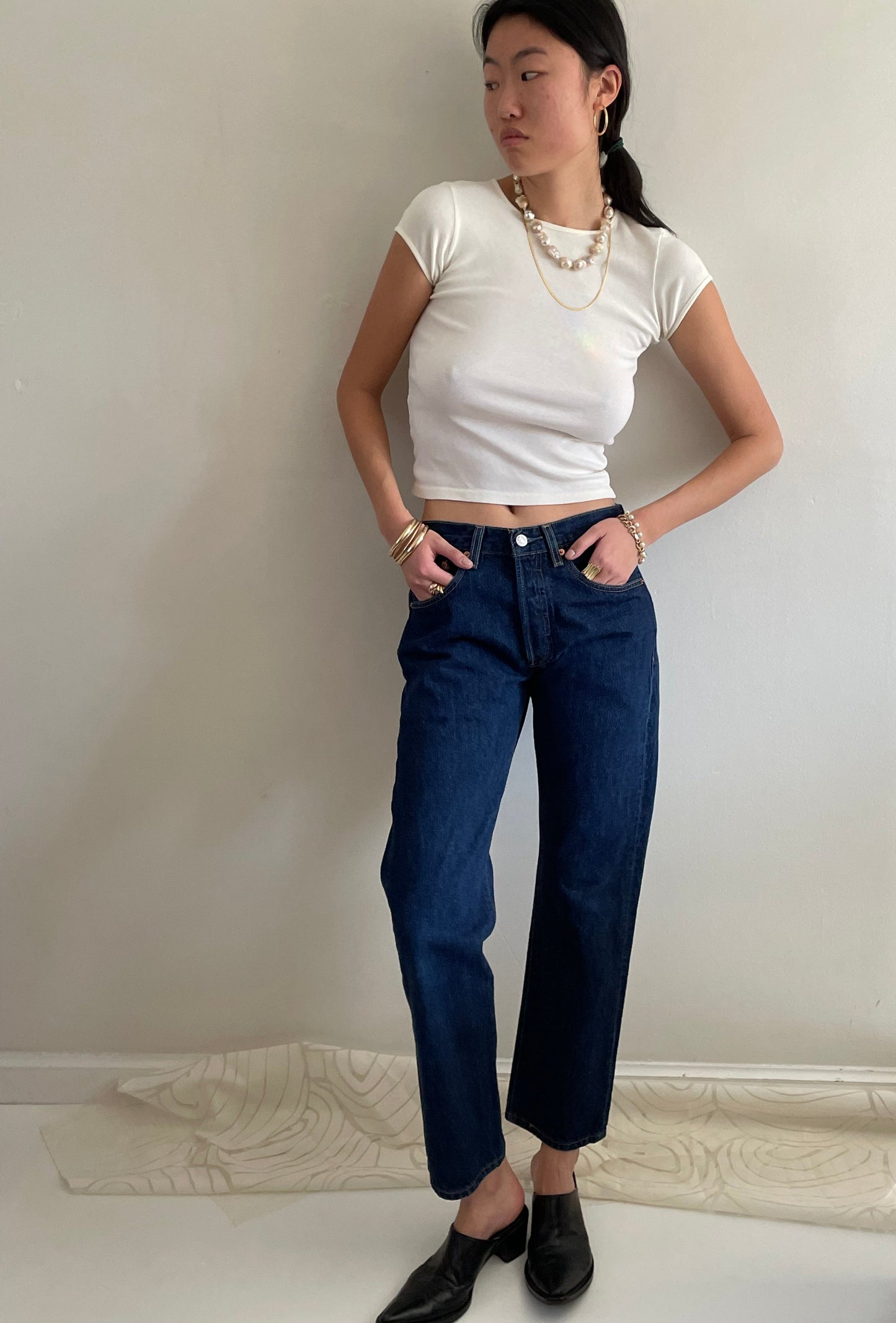 RESERVED vintage Levi's 501 button fly dark wash Levis jeans size 29 x 29