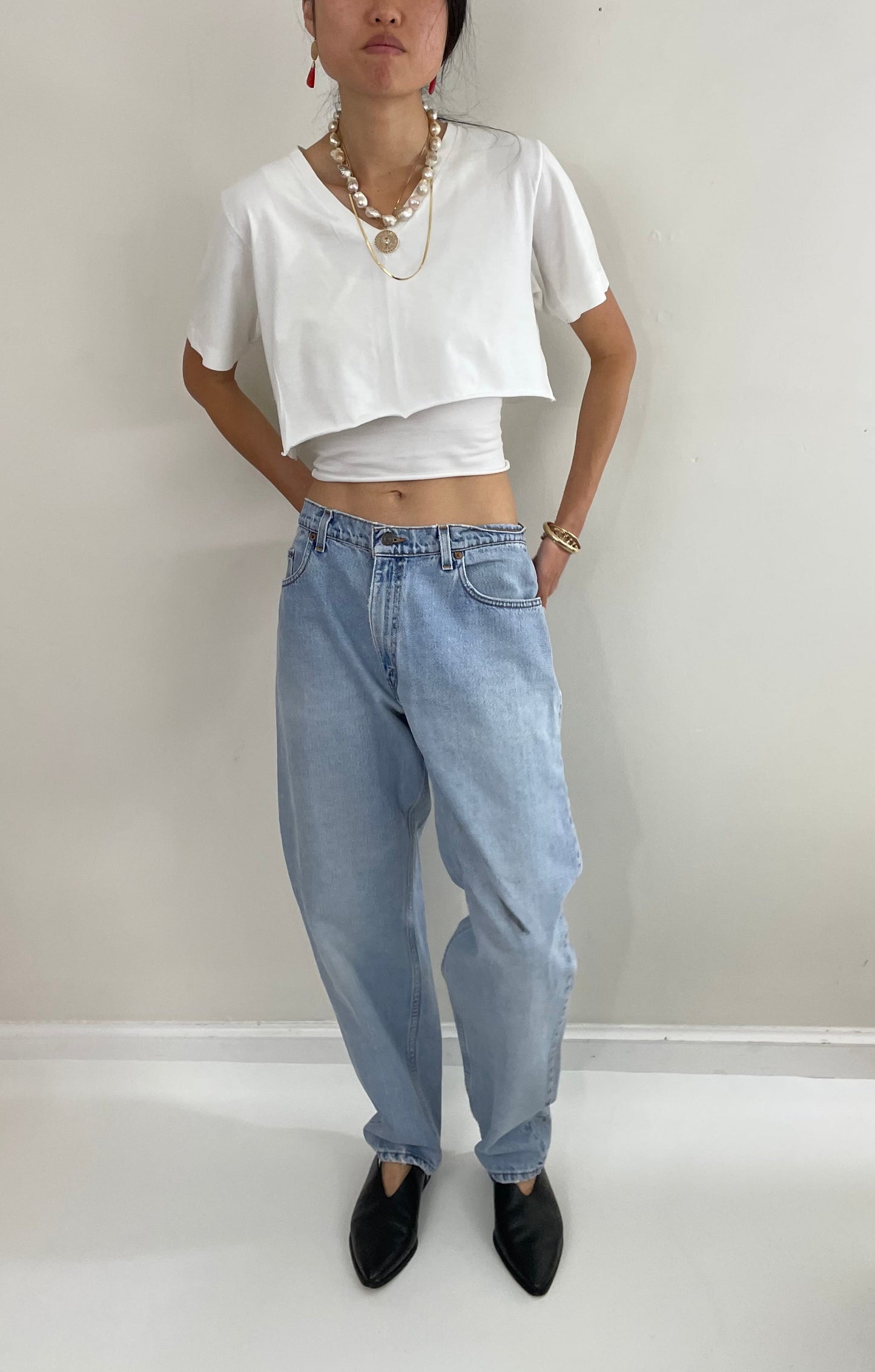 Vintage 80s Levis 560 Faded Loose Fit Tapered Leg Dad Jeans 32x31