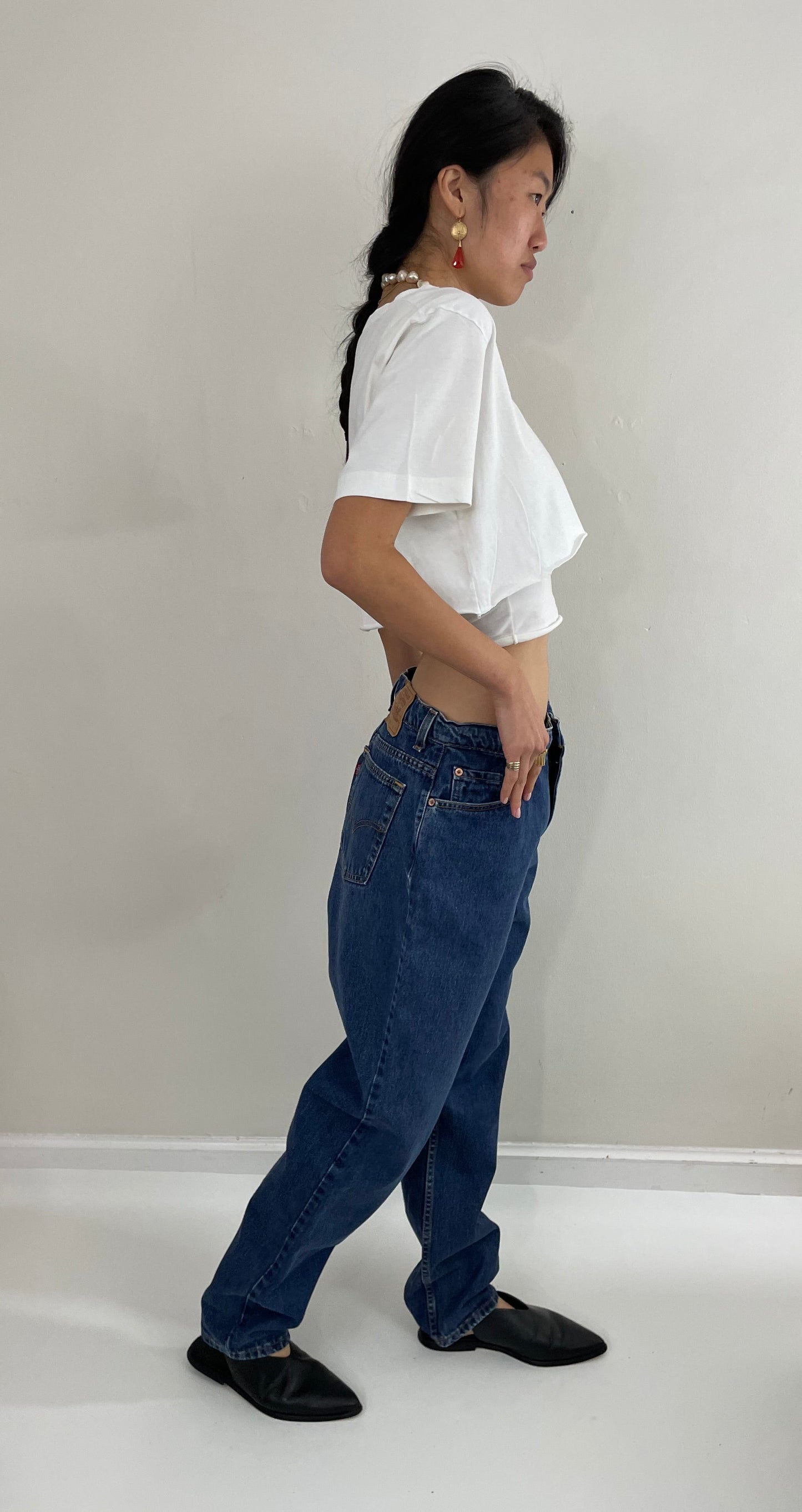 Vintage 80s Levi's 550 high waisted dark wash zipper tall mom Levis jeans size waist 32 x 32