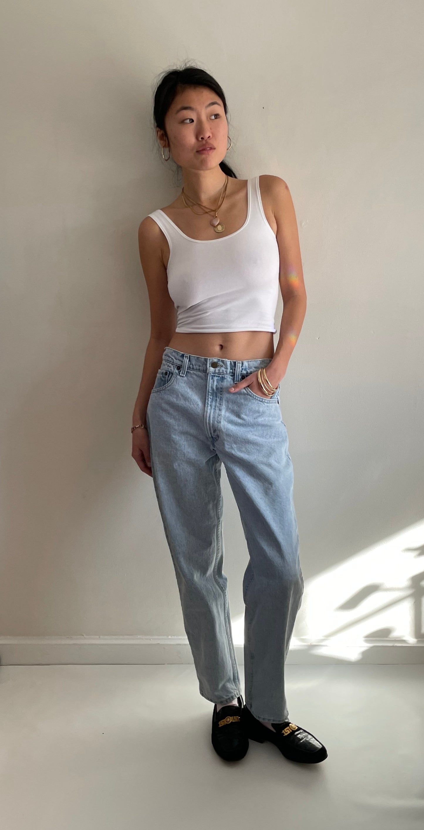 vintage Levi's 550 light stonewash ultra high waisted zipper fly boyfriend Levis jeans size 30