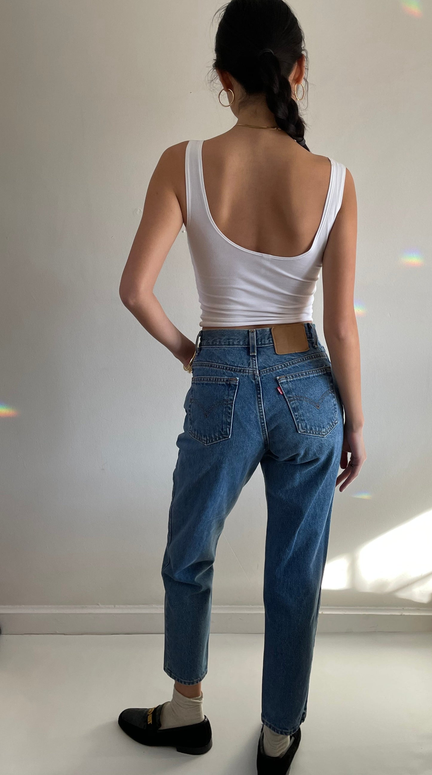 Vintage Levi's high waisted faded medium wash zipper fly womens petite Levis 550 jeans size 26 x 29