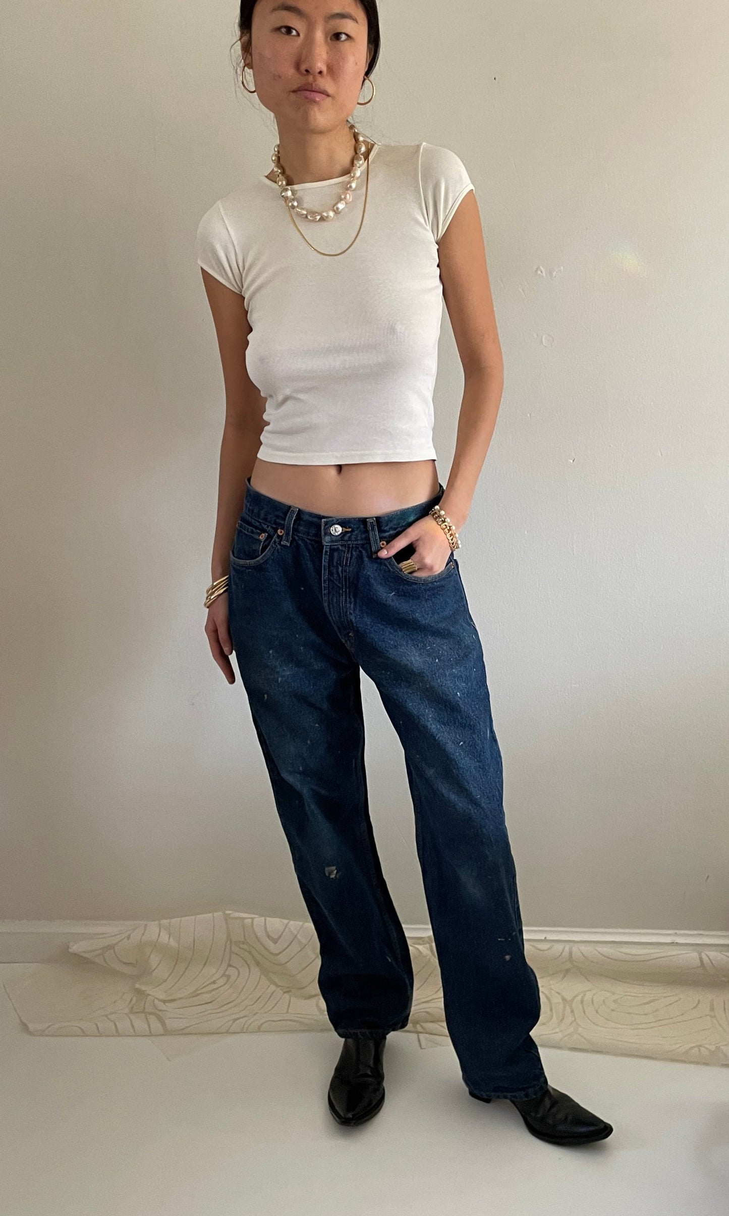 vintage Levi's 505 relaxed dark wash baggy wide leg zipper fly Levis jeans 32 x 32