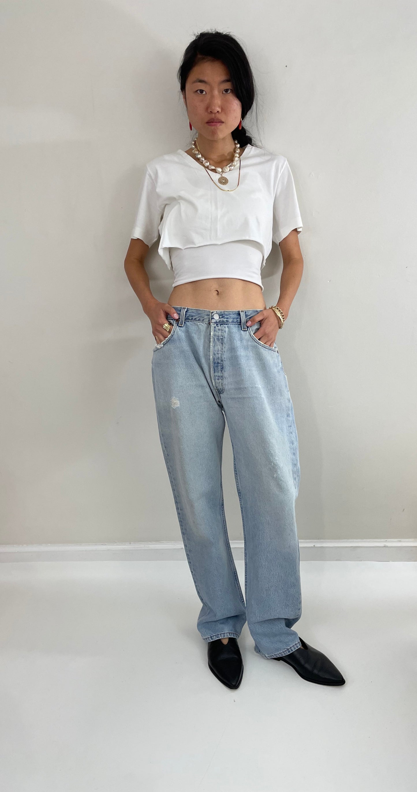 34 Vintage 80s Levis 501 button fly soft faded tall boyfriend baggy Levis jeans made in USA size 34 x 31