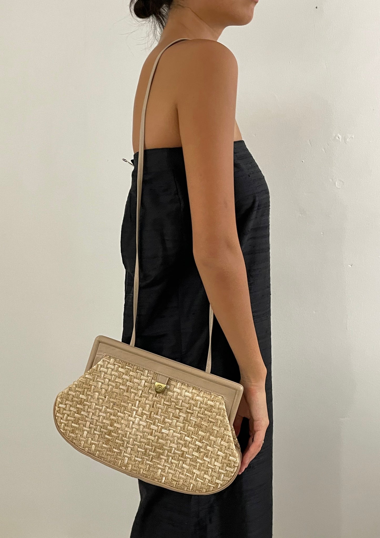 Vintage 90s woven rattan + leather clutch shoulder purse cross body handbag Etienne Aigner