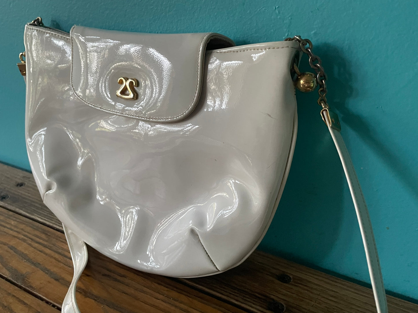 Vintage 60s Marchessa white patent leather shoulder clutch handbag shoulder purse