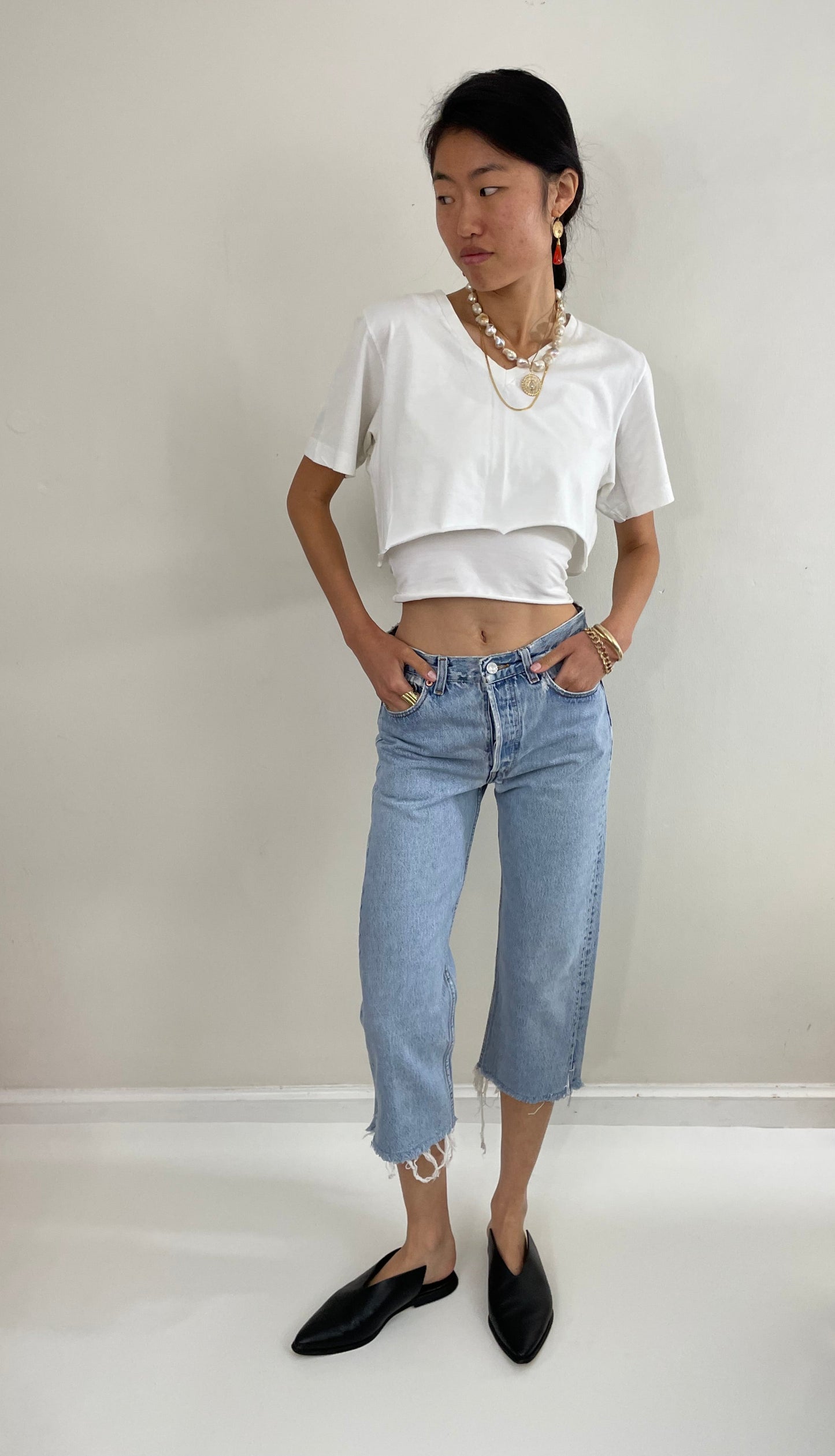 vintage 80s Levi's 501 faded button fly boyfriend cropped Levis jeans size 28