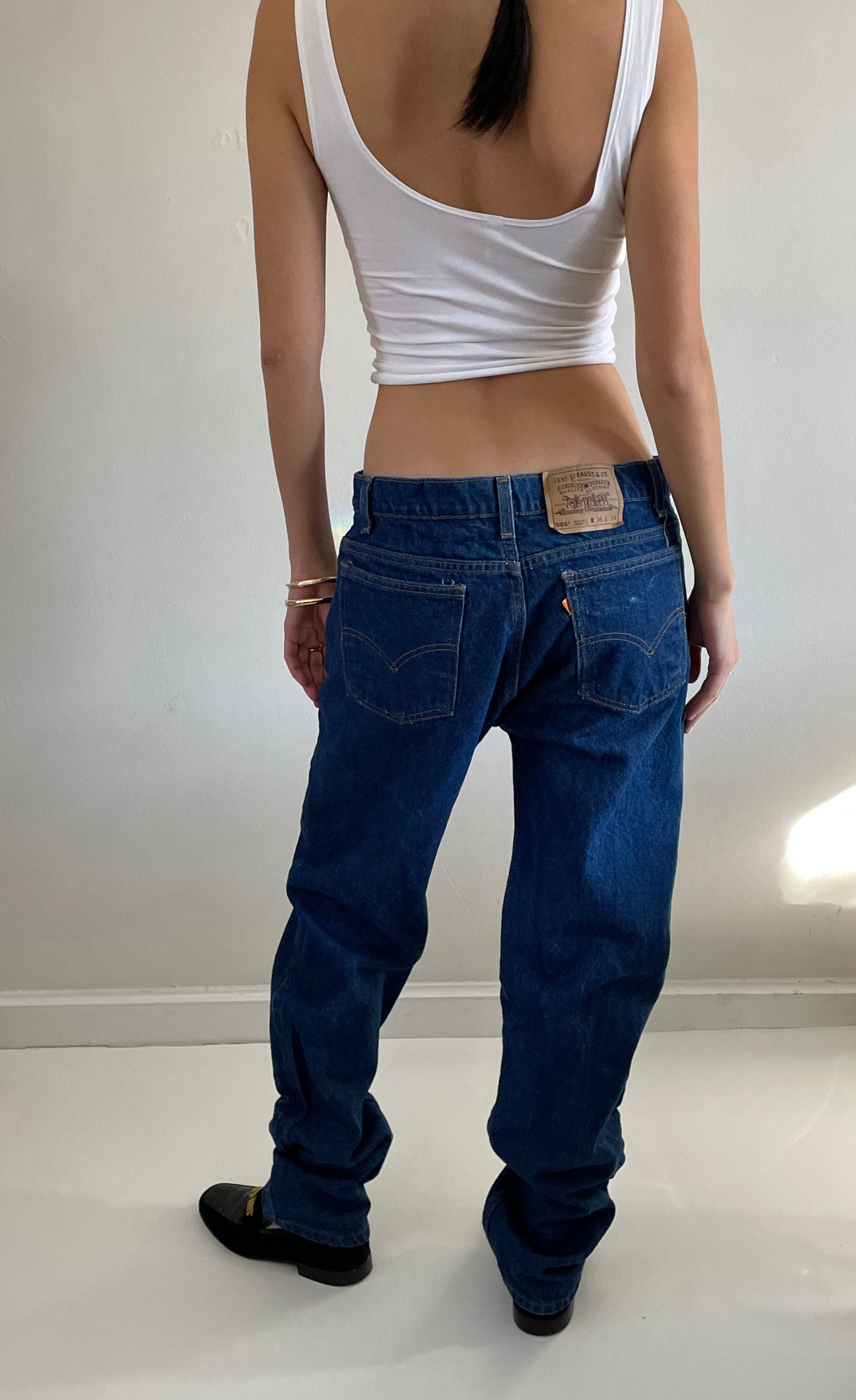 vintage Levi's 505 orange tab dark wash slouchy baggy zipper fly boyfriend tall Levis jeans size 34