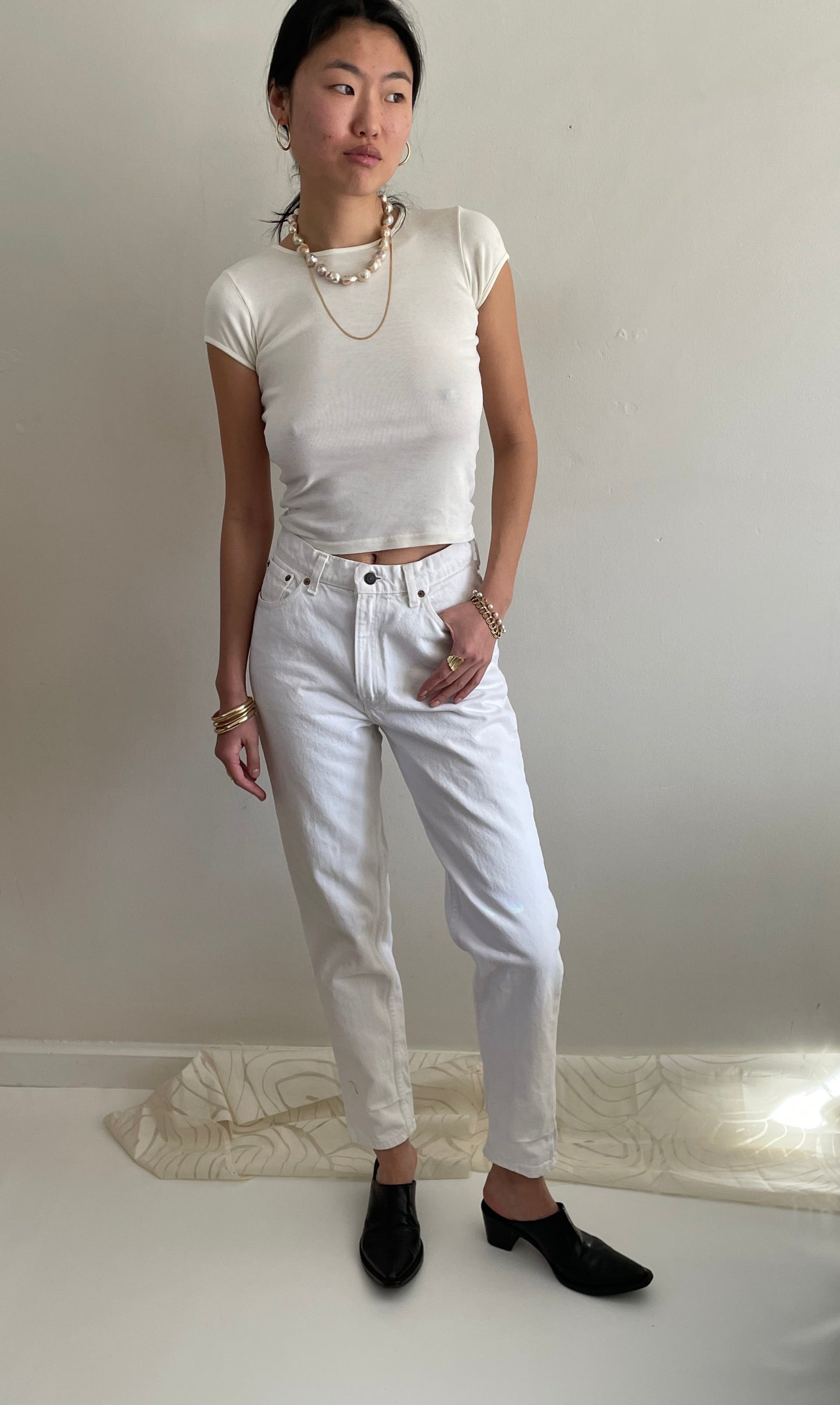 vintage 80s white Levi's womens high waisted red tab white Levis jeans USA size 27