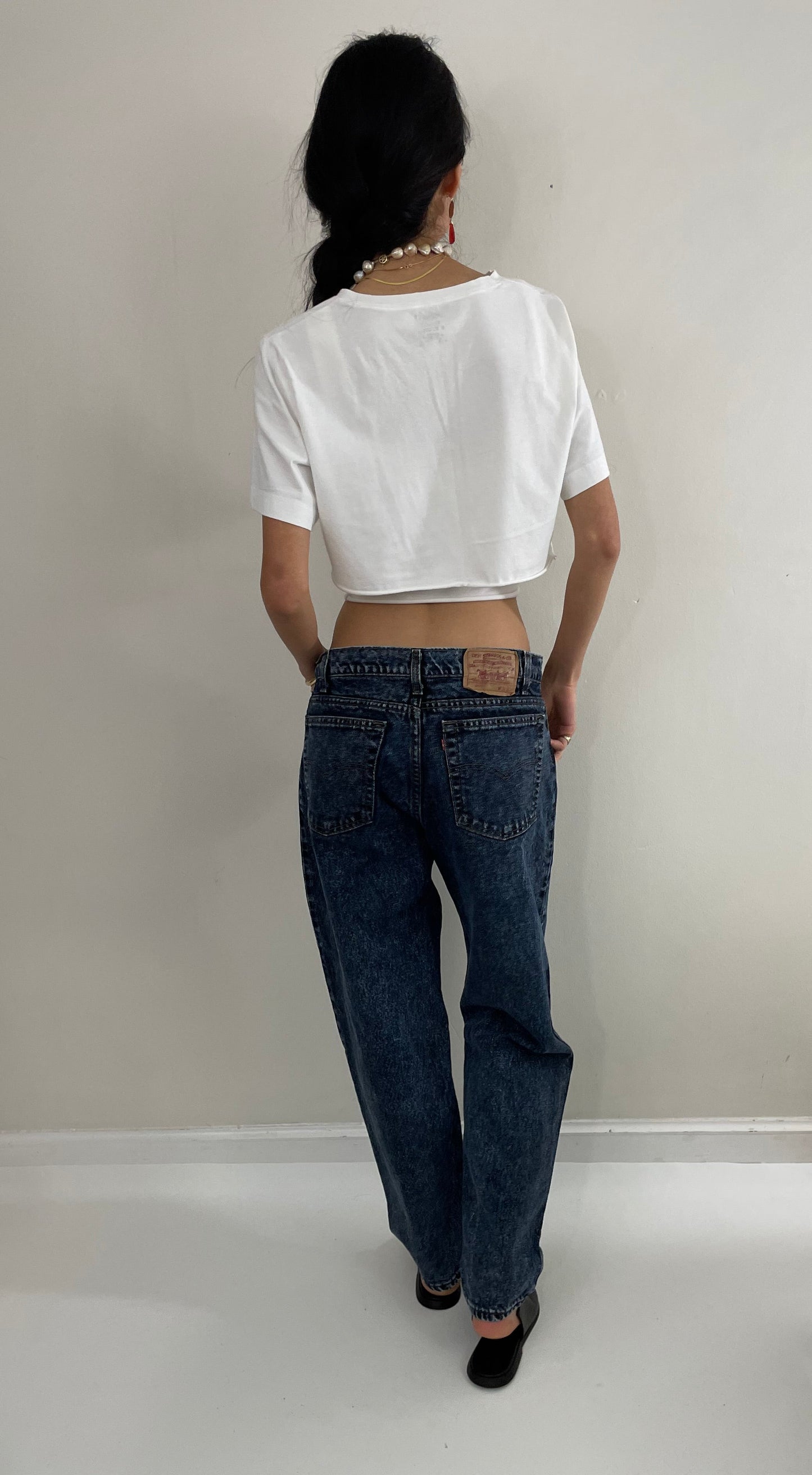 Vintage 80s Levi's dark acid wash high waisted red tab zipper fly Dad boyfriend jeans Made in USA size 33 x 29