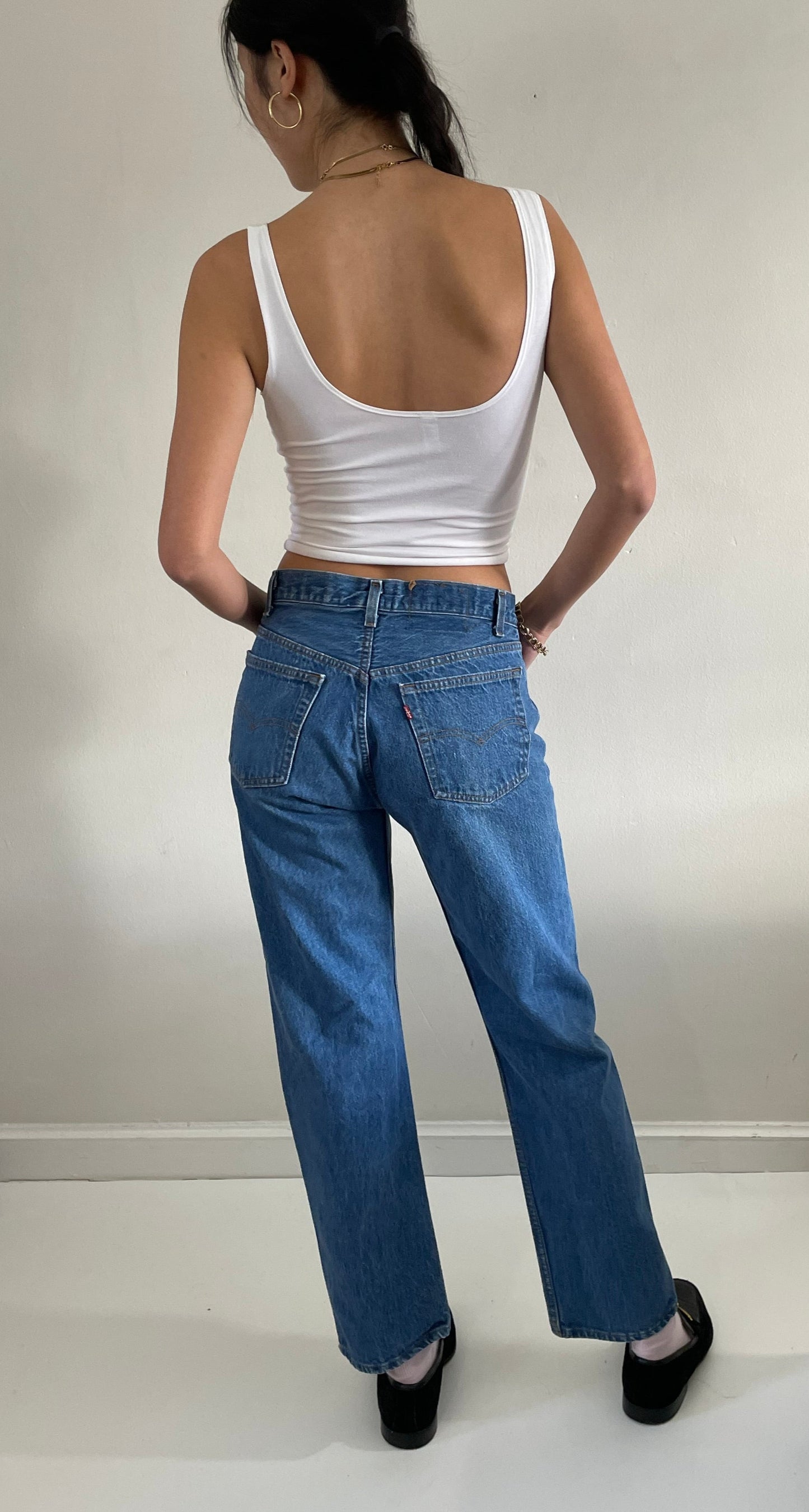 vintage 70s Levi's 501 medium wash button fly boyfriend faded Levis jeans size 30 x 30