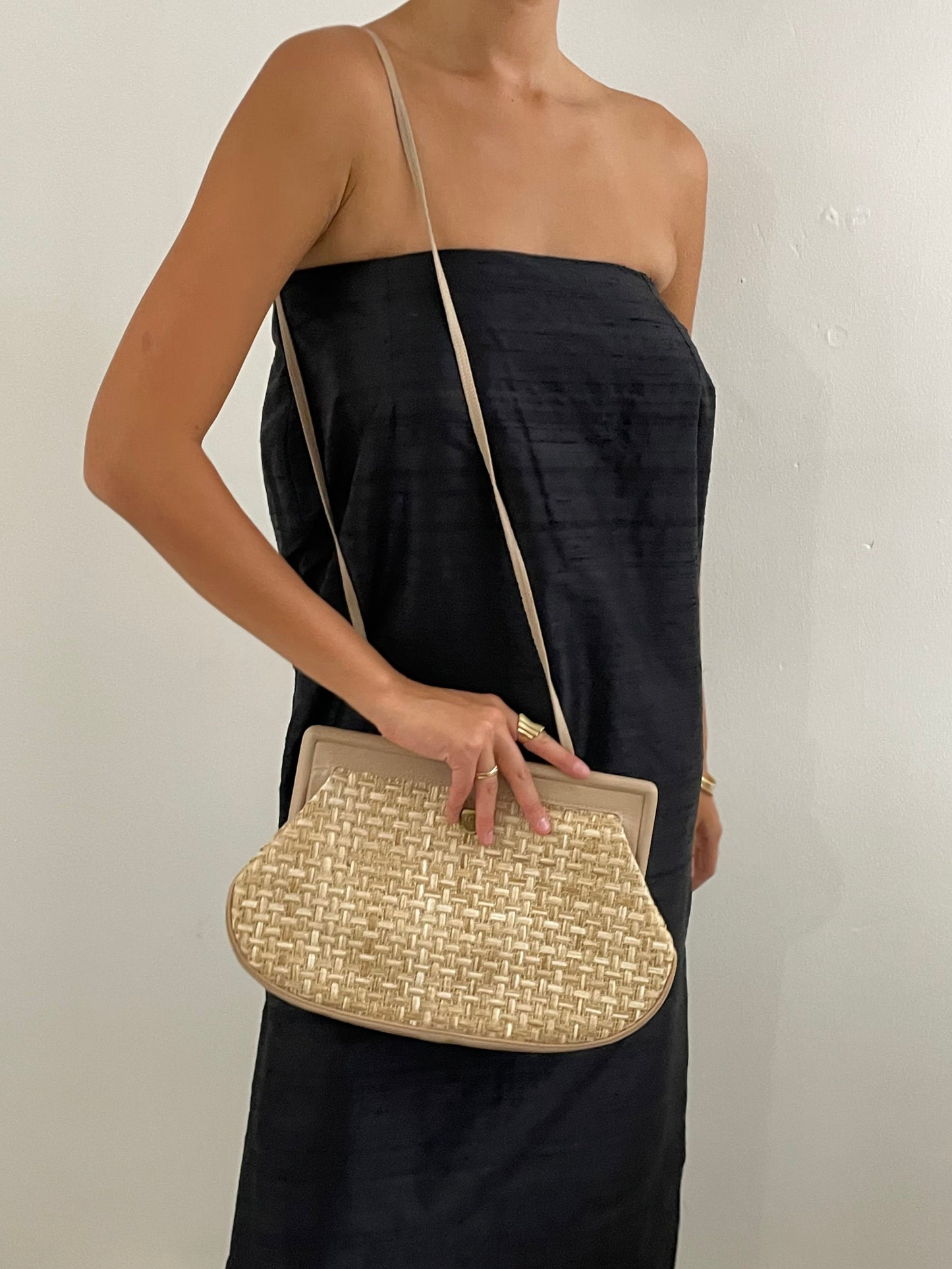 Vintage 90s woven rattan + leather clutch shoulder purse cross body handbag Etienne Aigner
