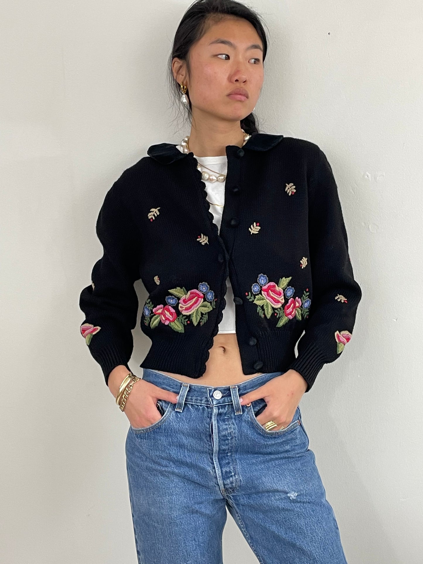 Vintage Embroidered Black Velvet Collar Cropped Cardigan M