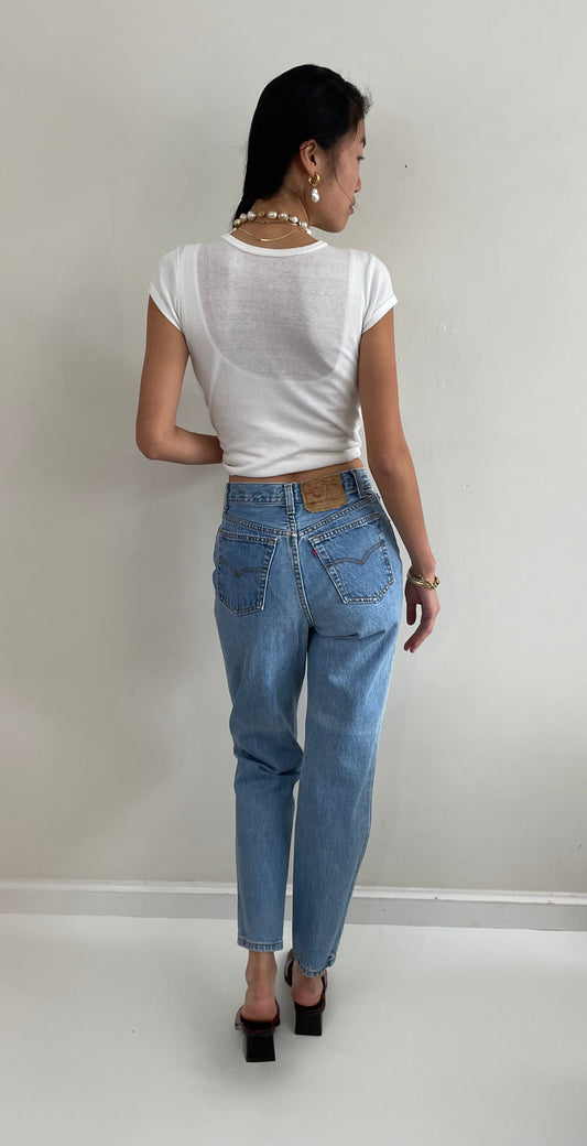 vintage 80s Levi's 501 petite fit button fly for women faded red tab jeans 26 x 29