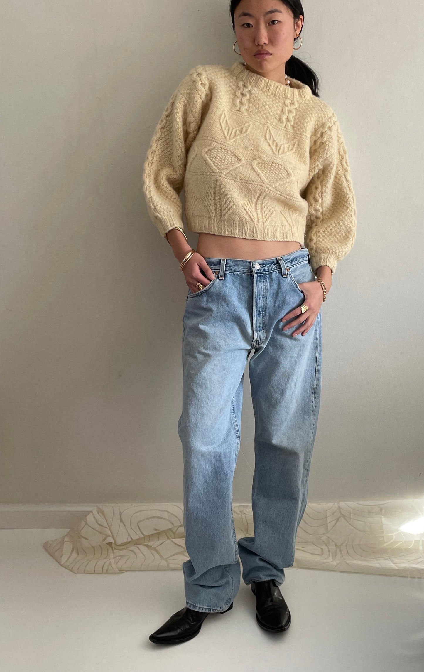 Vintage Levis 501 button fly soft faded tall boyfriend baggy jeans made in USA size 33