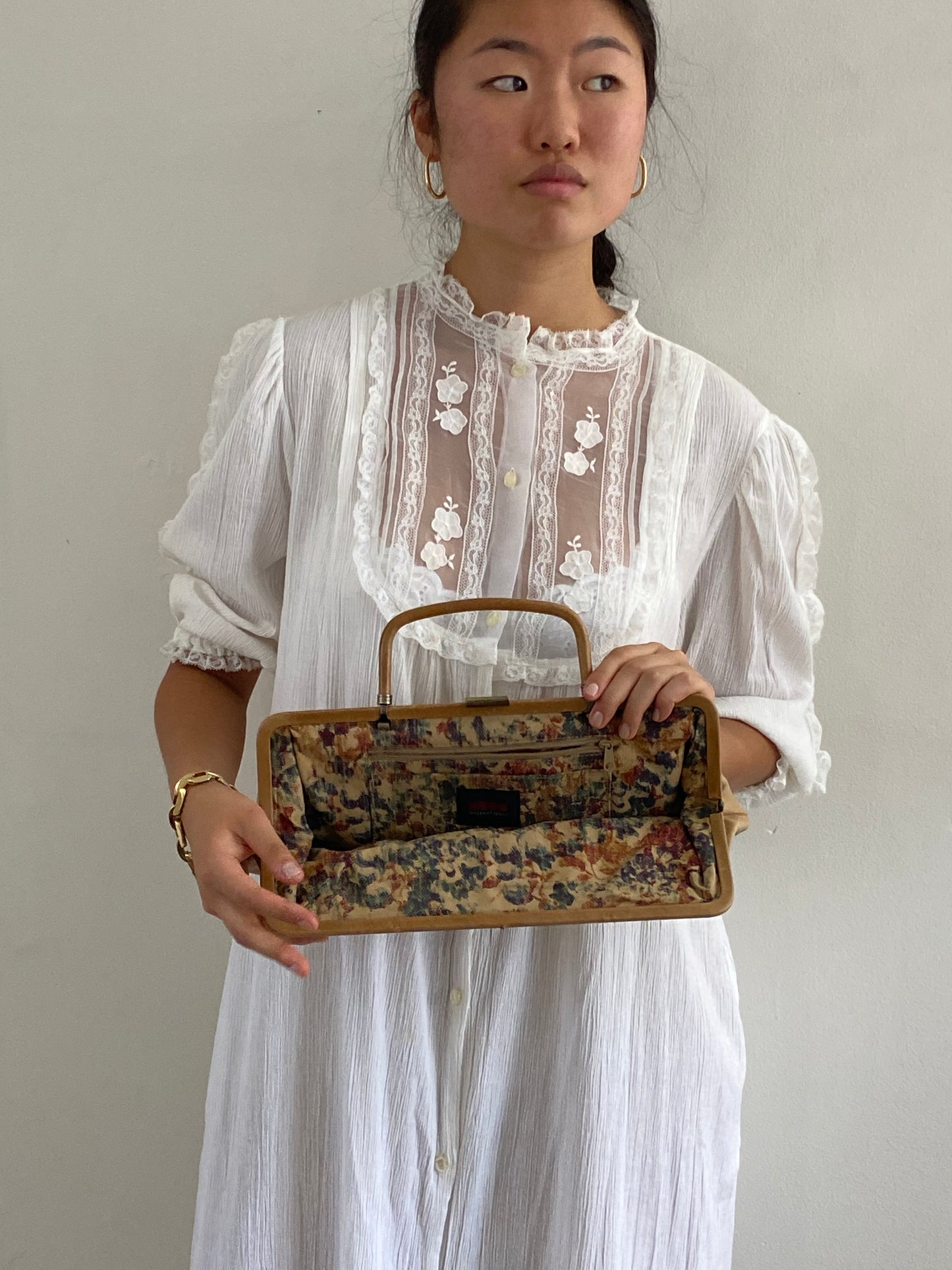 vintage leather baguette purse handbag | tan leather long smooth minimalist baguette with top handle