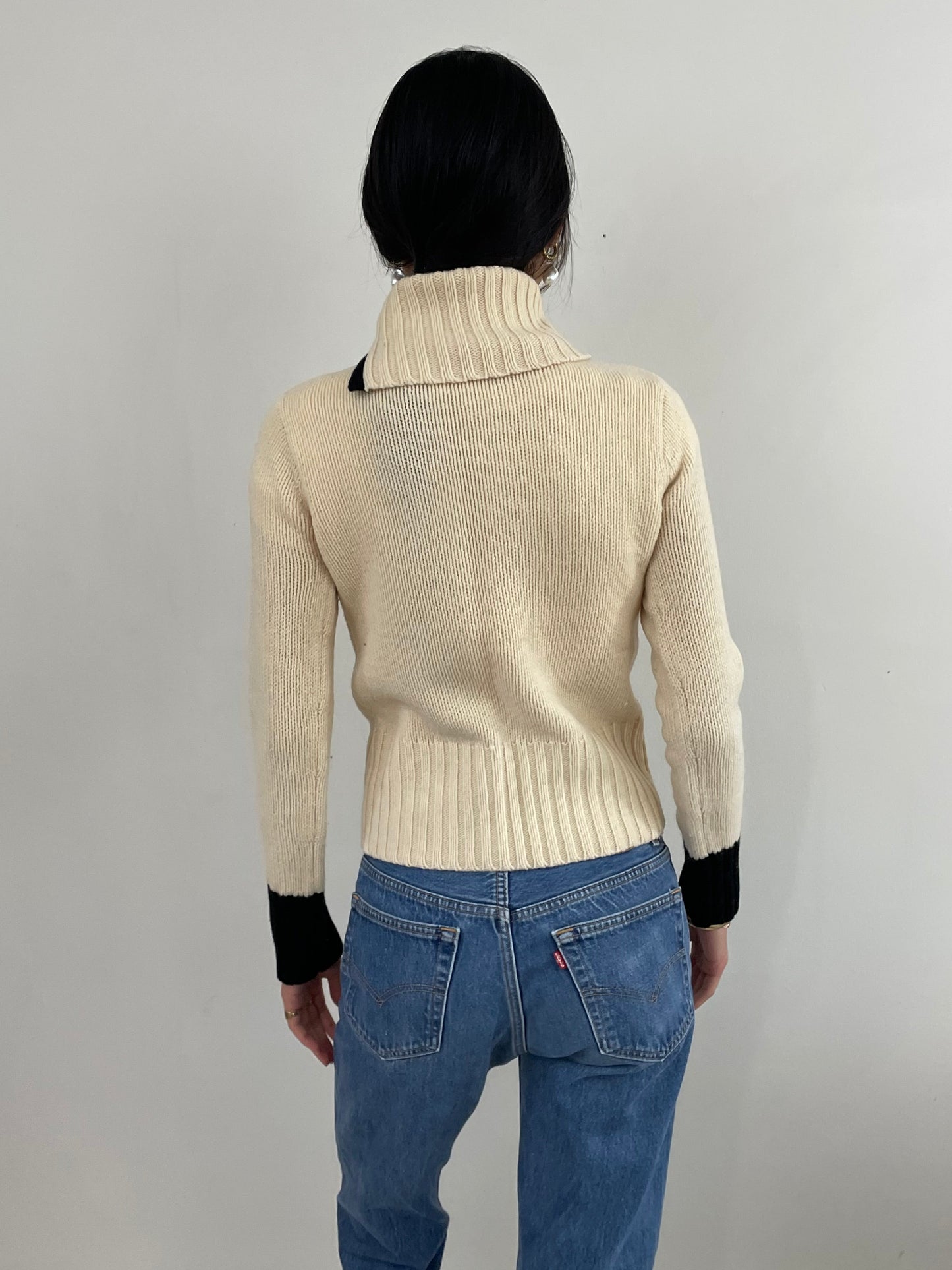 Vintage DKNY Lambswool Turtleneck Ivory Cropped Sweater Small