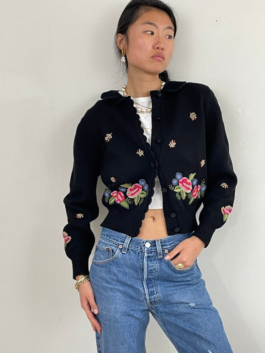 Vintage Embroidered Black Velvet Collar Cropped Cardigan M