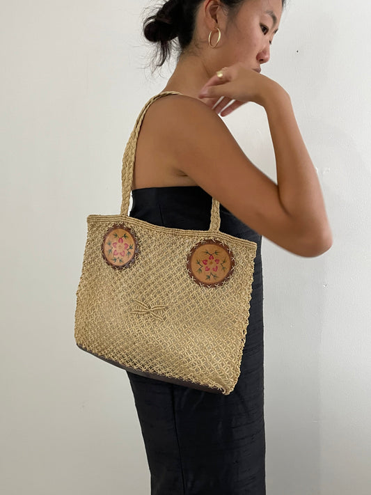 Vintage macrame tote bag with tooled leather medallions | vintage shoulder cotton macrame beach tote market bag