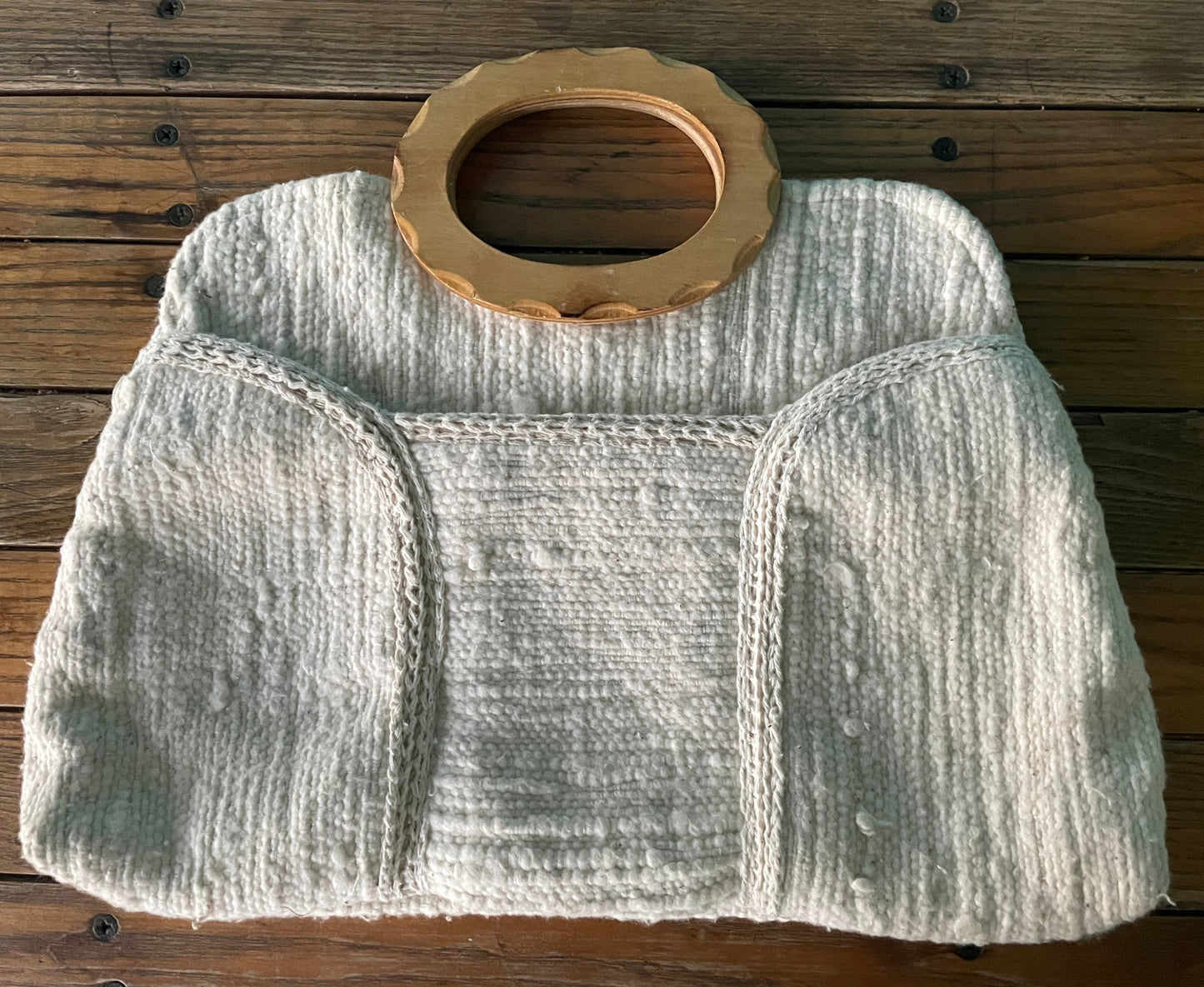 vintage wooden top handle nubby woven cream ivory purse handbag clutch
