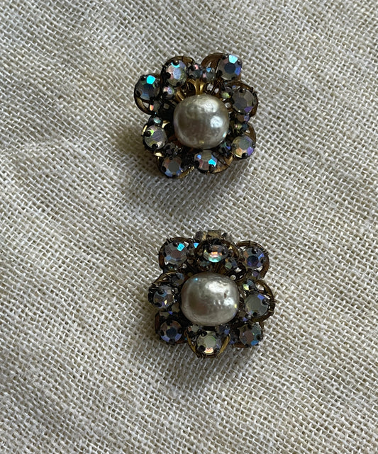 vintage 40s Miriam Haskell Signed Baroque Pearl Crystal Clip On Ornate Filigree Earrings Jewelry