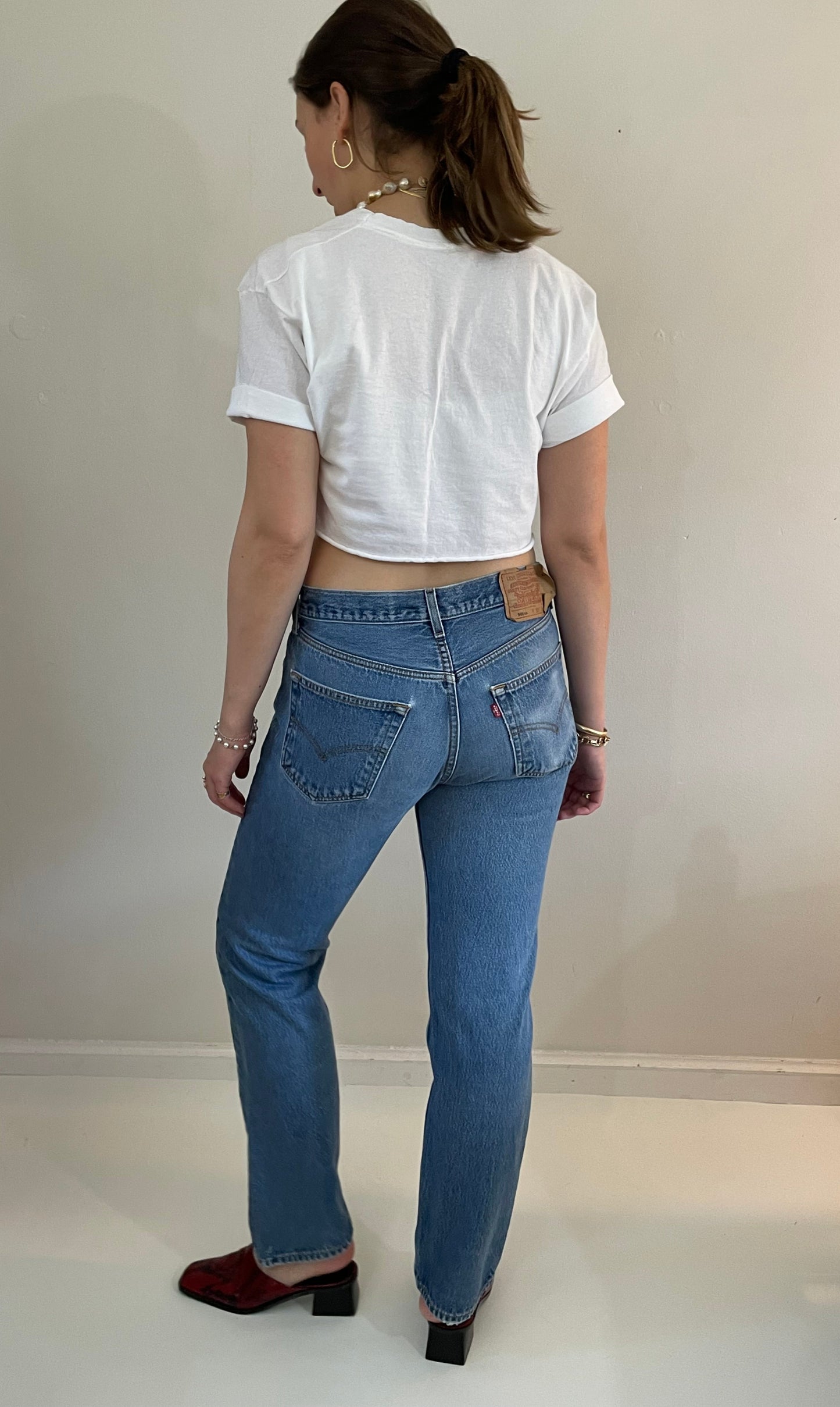 vintage 80s Levi's 501 soft faded medium light wash button fly boyfriend Levis jeans size 31 x 31