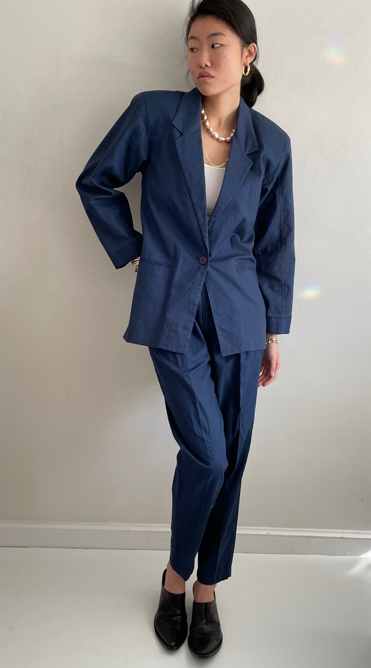 Vintage 90s Linen Pant Suit: blue blazer + pleated pants size 2/4