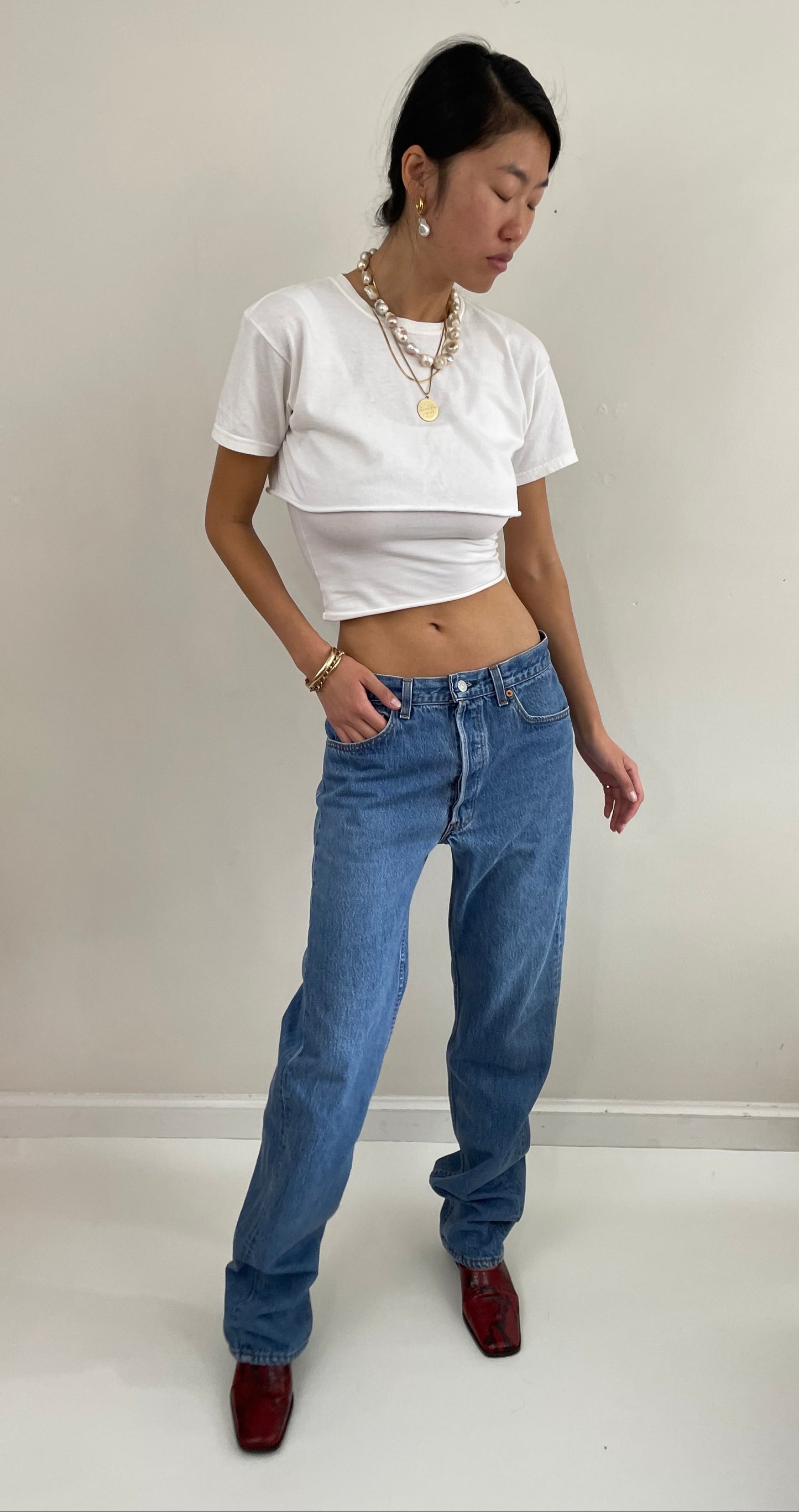 Vintage 80s Levis 501 Button Fly Tall Boyfriend Medium Wash Jeans 32x35