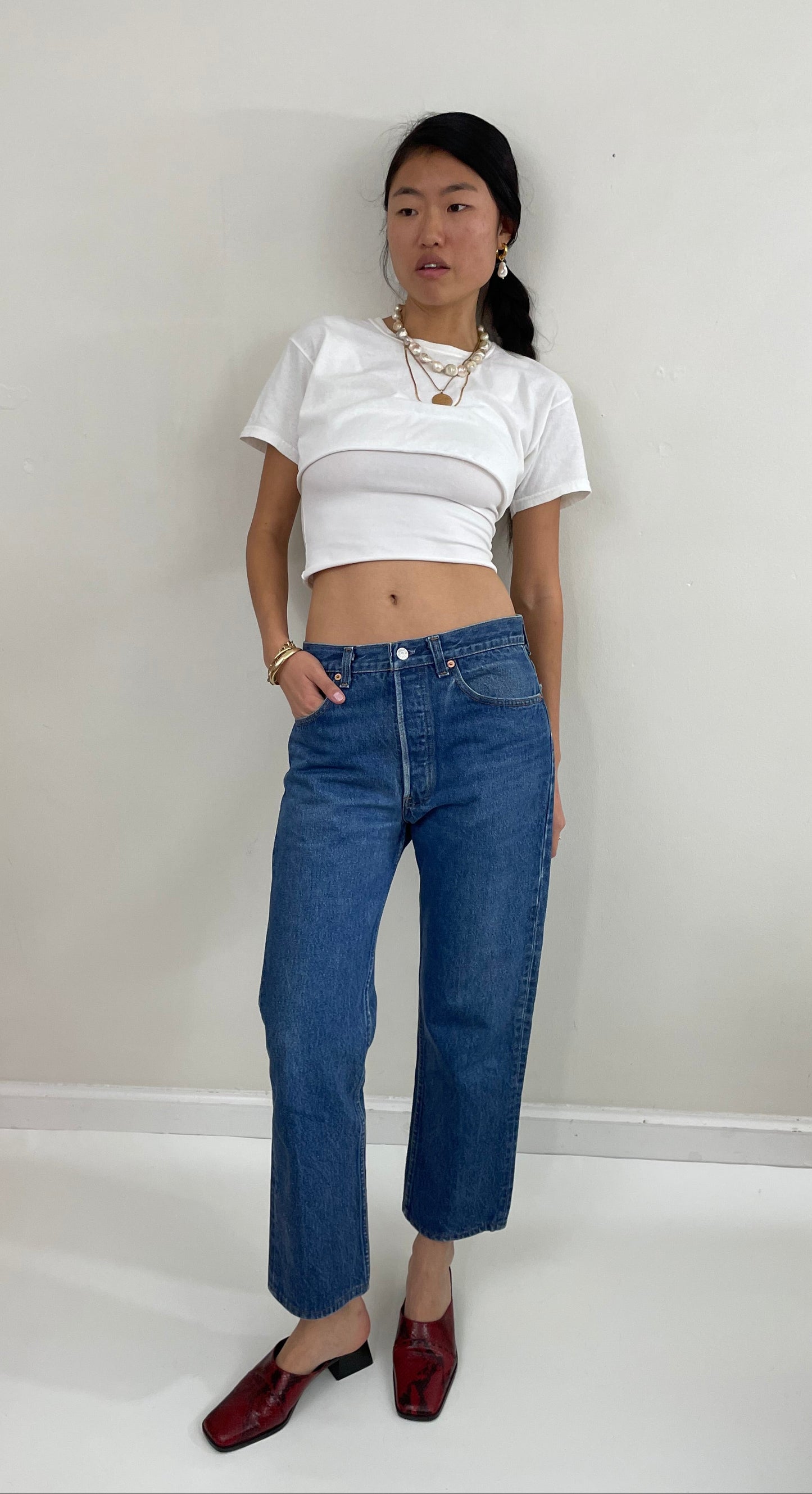 Vintage 80s Levi's 501 Medium Wash Button Fly Jeans USA size 31