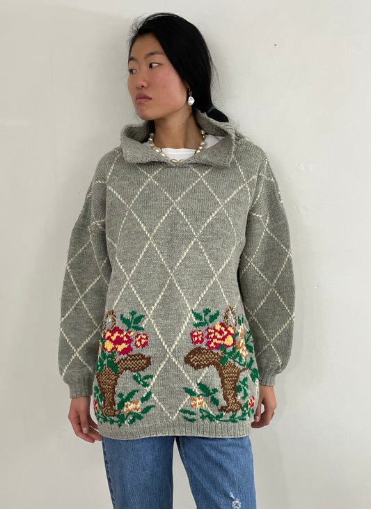 Vintage Handknit Intarsia Wool Pullover Flower Basket Wool Unique Sweater L