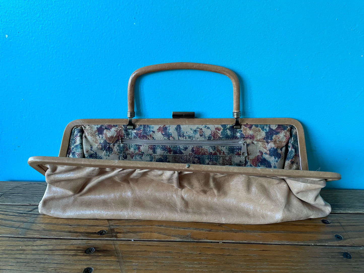 vintage leather baguette purse handbag | tan leather long smooth minimalist baguette with top handle