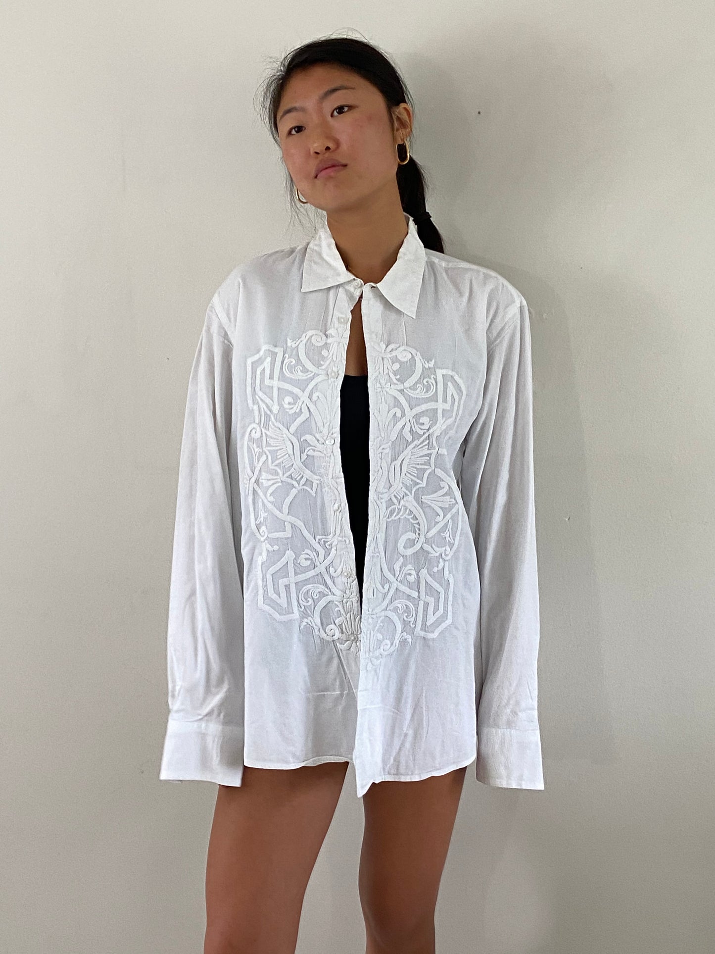 vintage 90s embroidered white on white embroidery cotton batiste button down oversized shirt blouse | XL