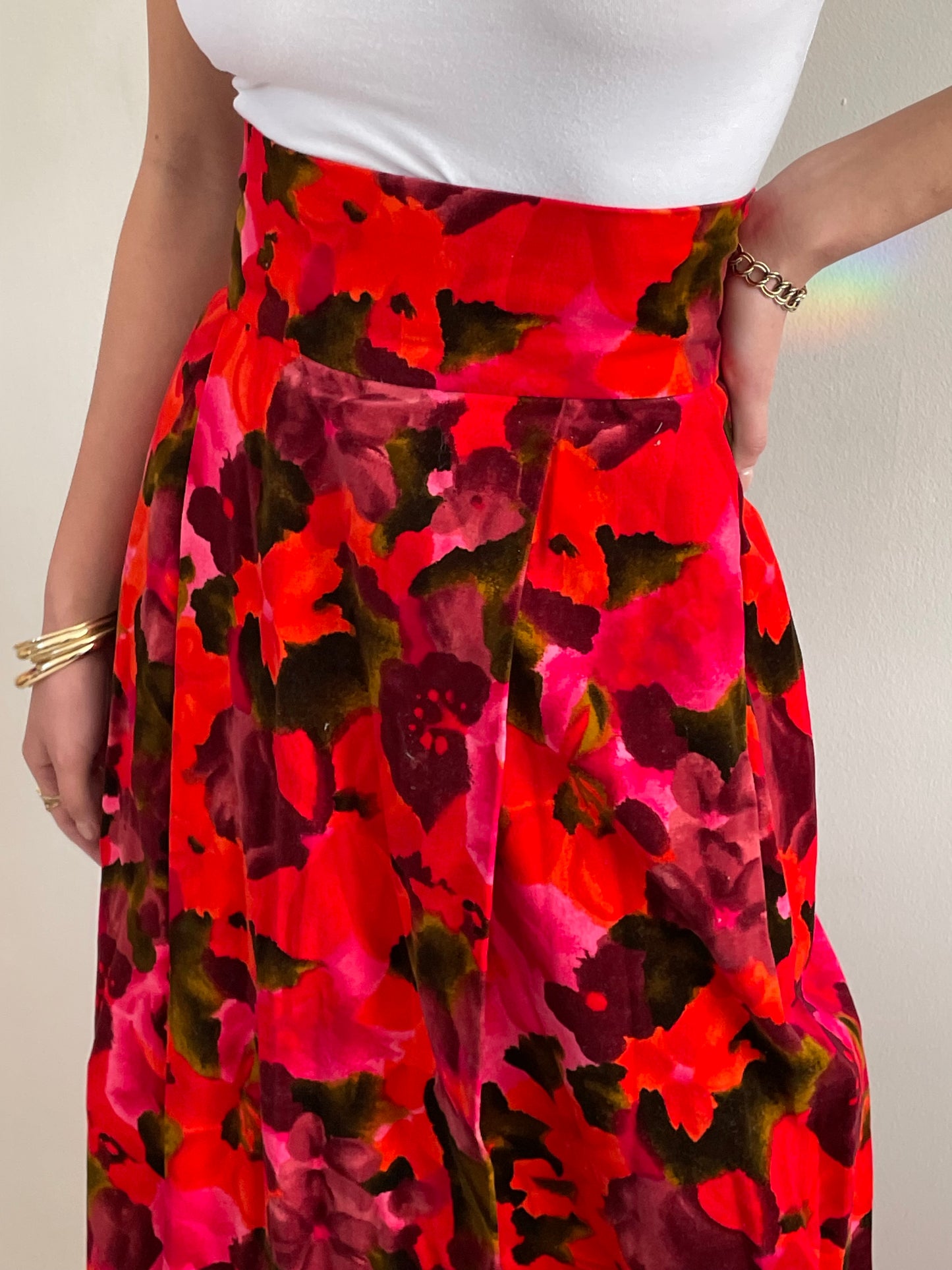 70s printed velvet maxi skirt 26 Waist